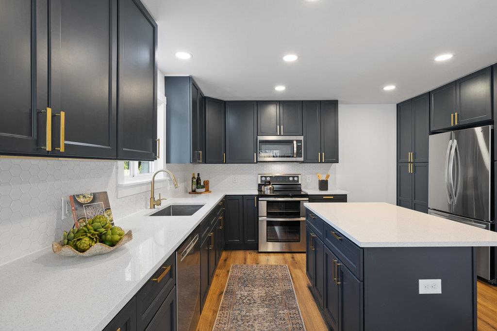   1505 Summit St | Updated Elmhurst Ranch Minutes from Downtown Austin