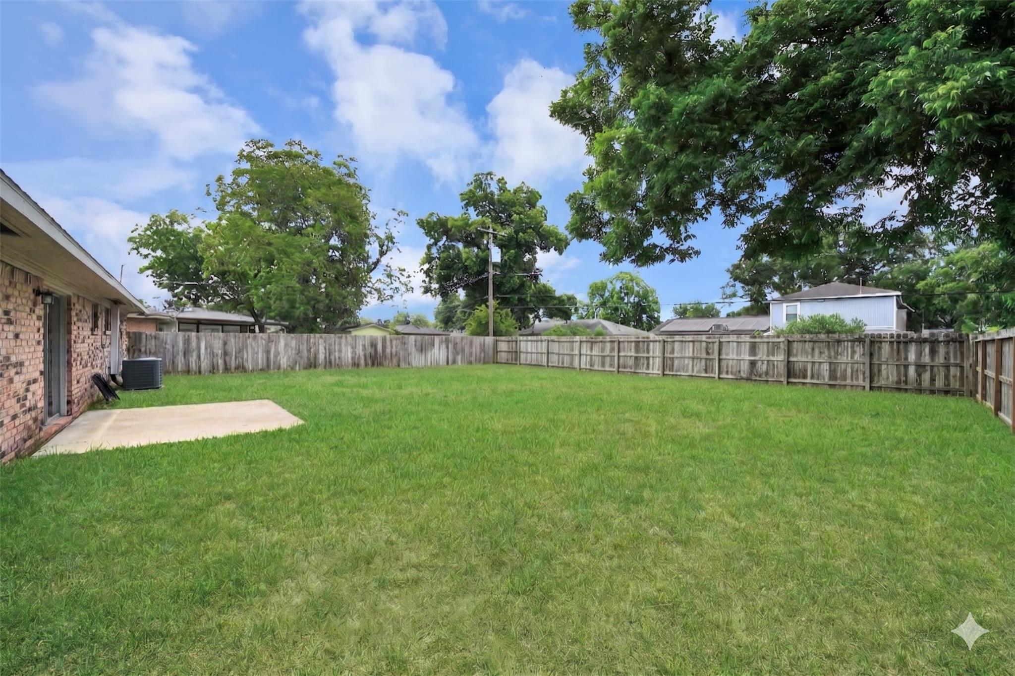 5815 Effingham Drive