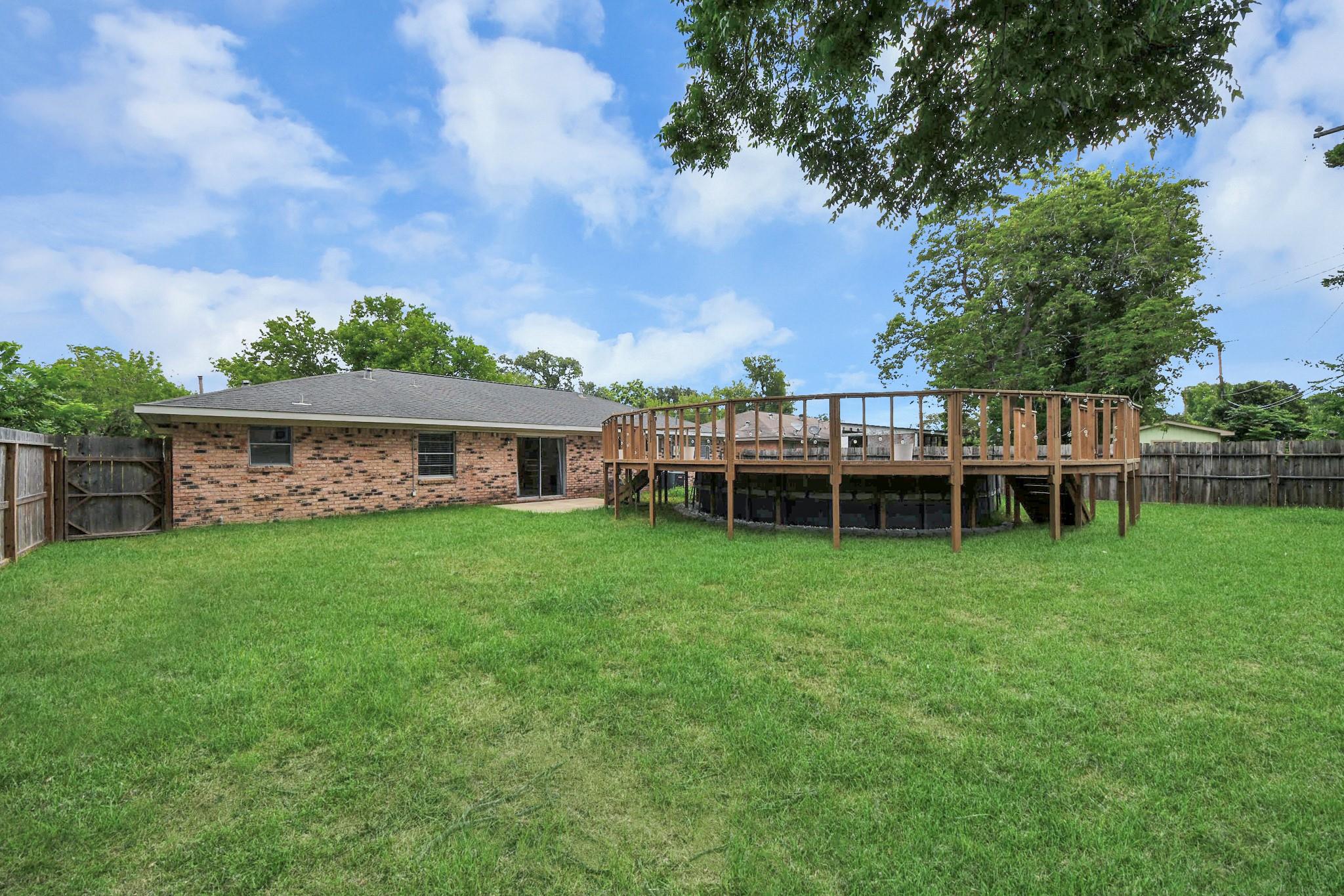 5815 Effingham Drive
