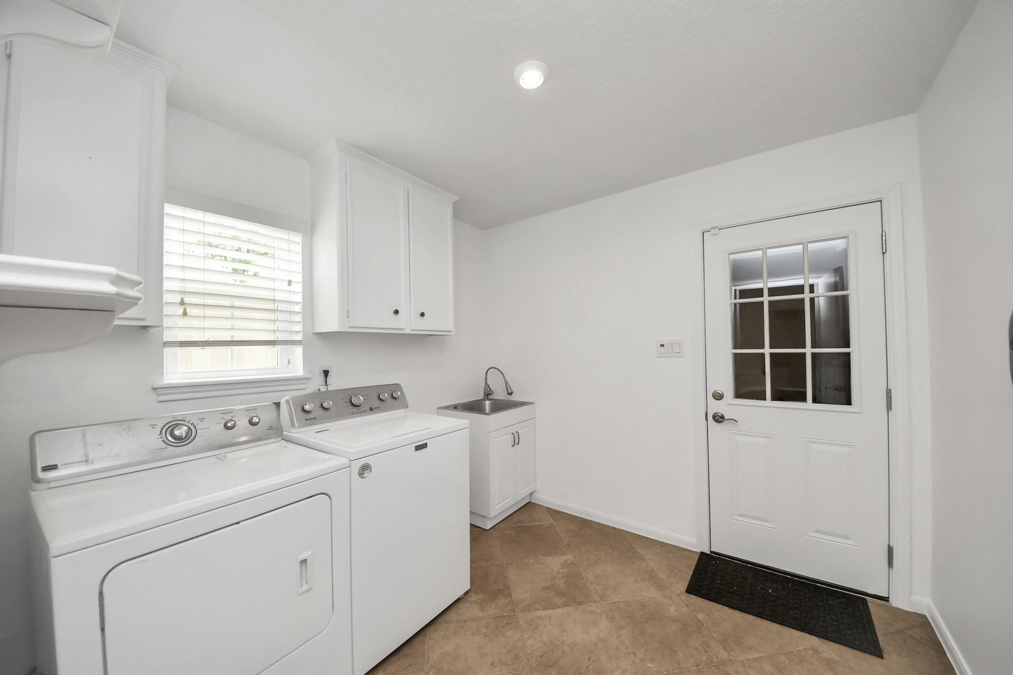 11906 Pebble Rock Drive