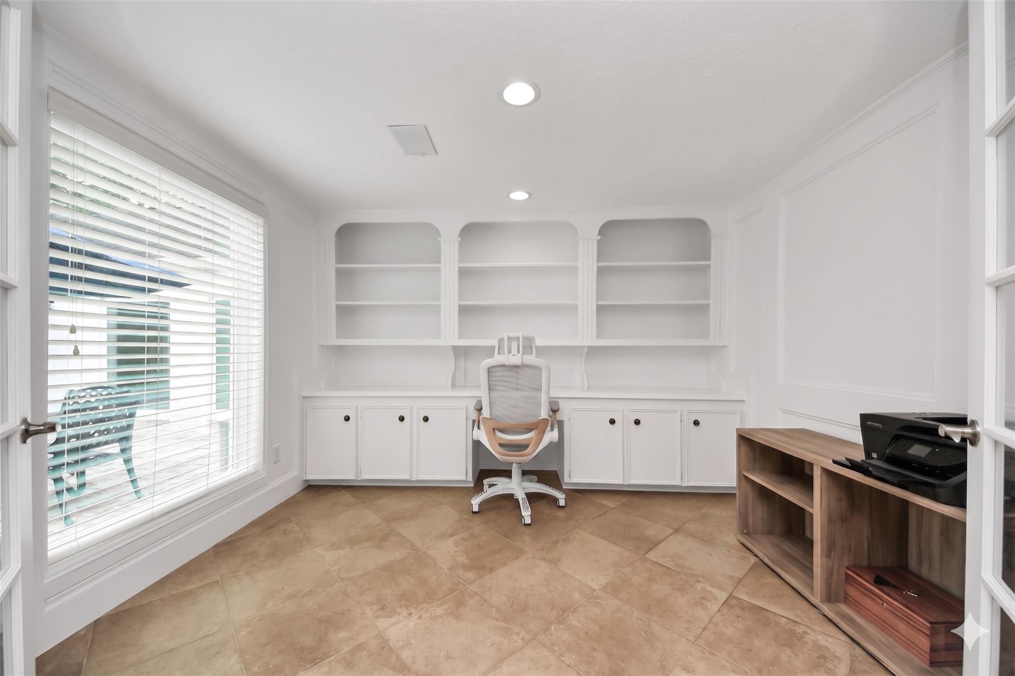 11906 Pebble Rock Drive