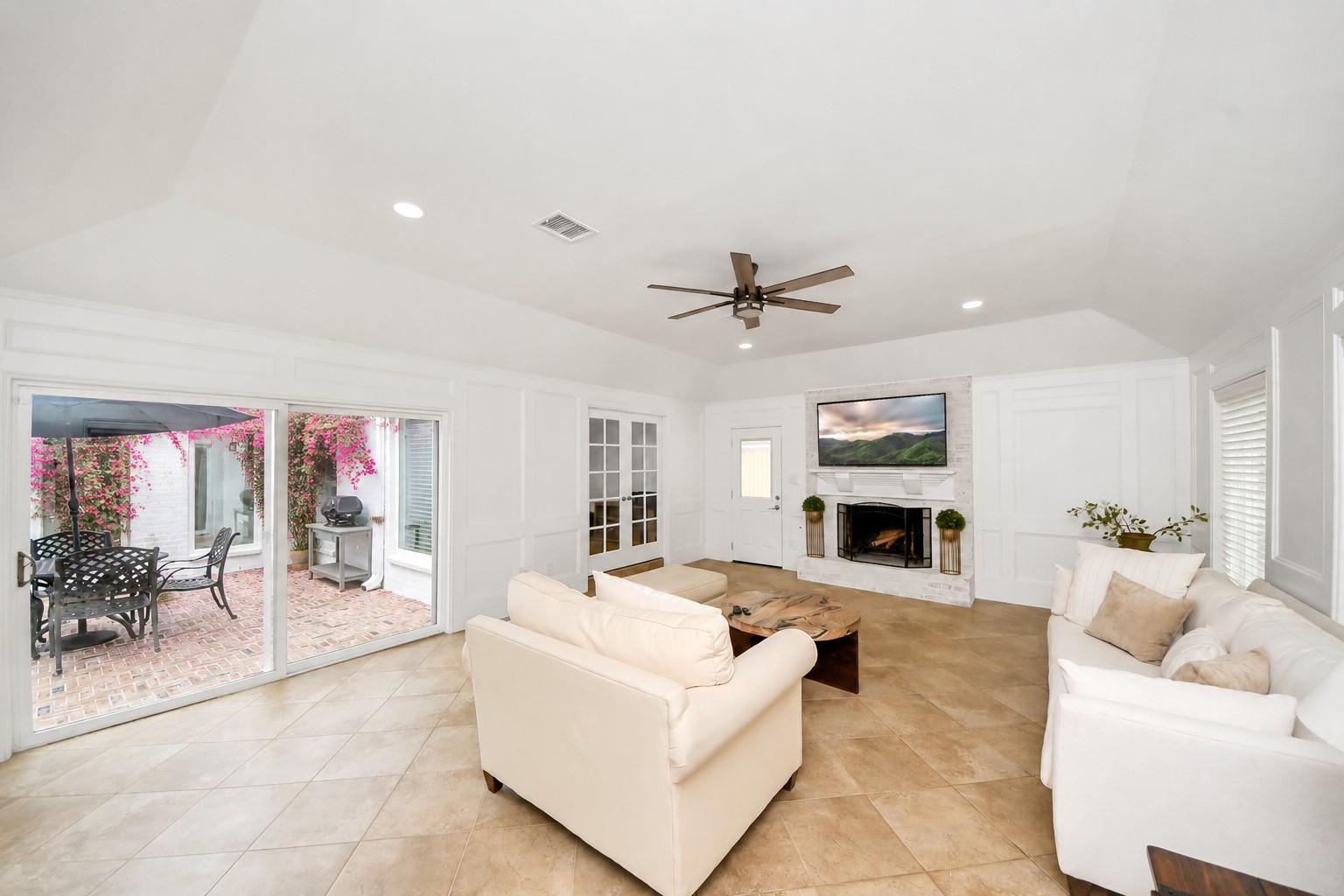 11906 Pebble Rock Drive