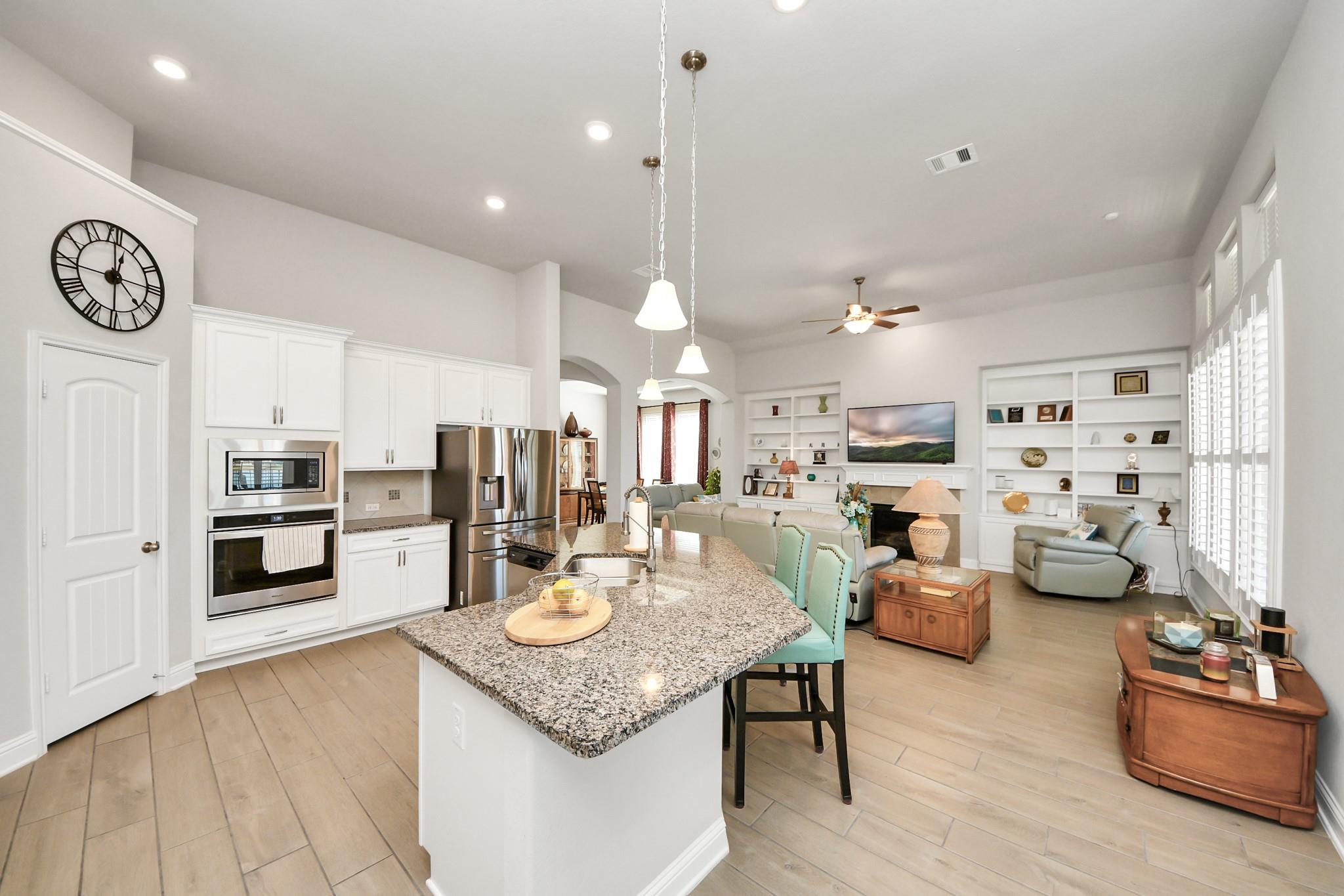 19411 Lake Ridge Drive