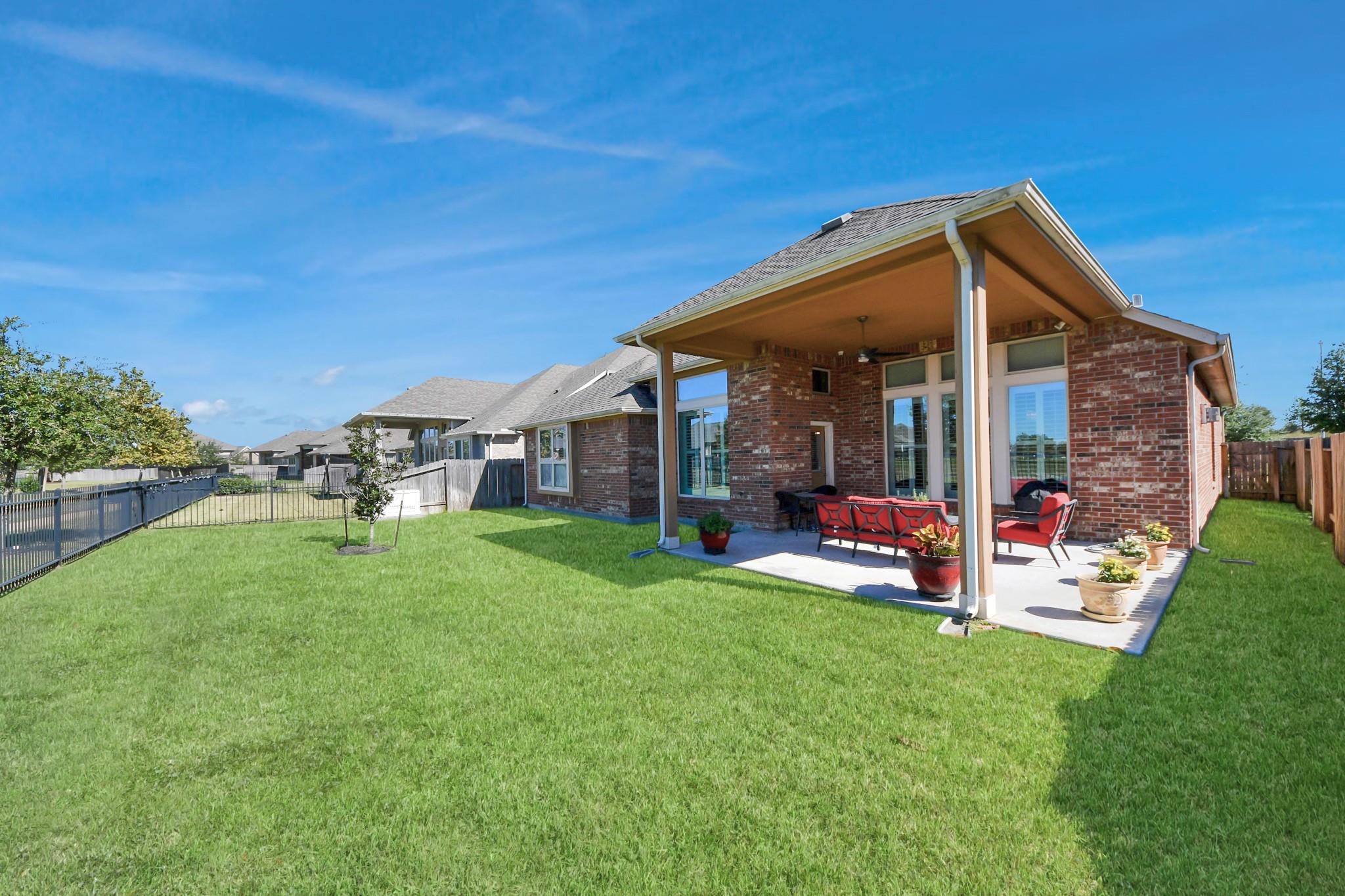 19411 Lake Ridge Drive