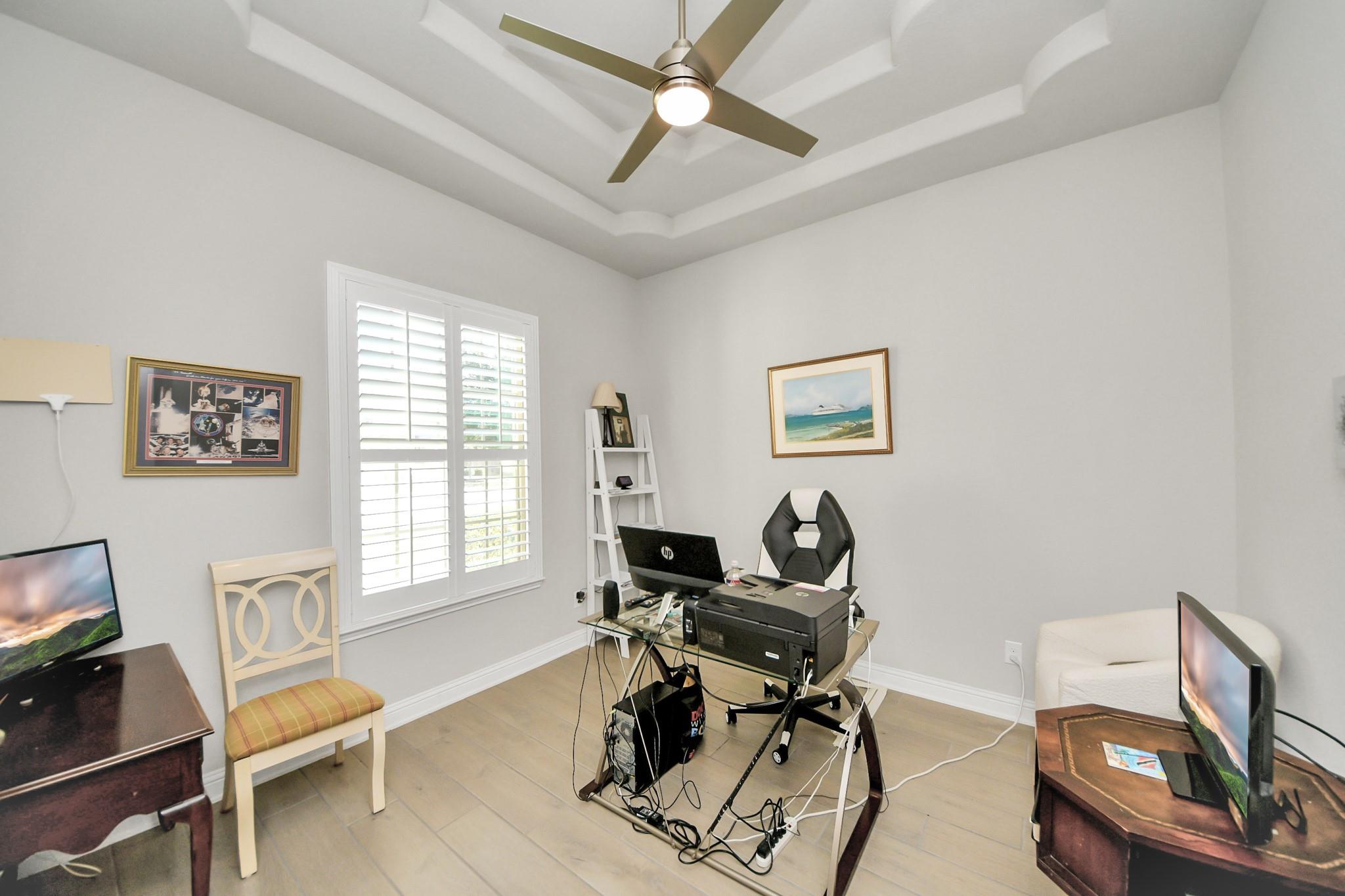 19411 Lake Ridge Drive