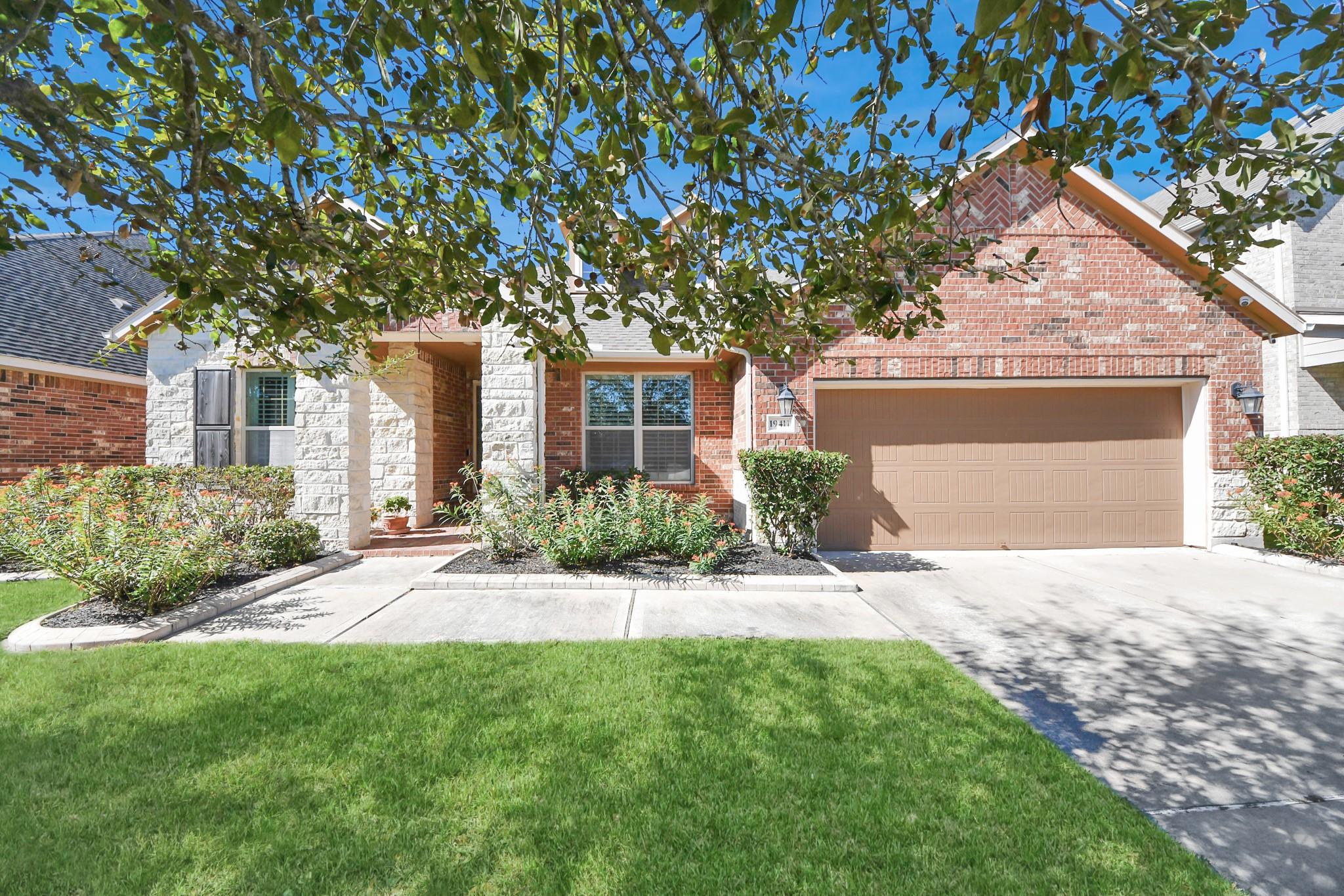 19411 Lake Ridge Drive