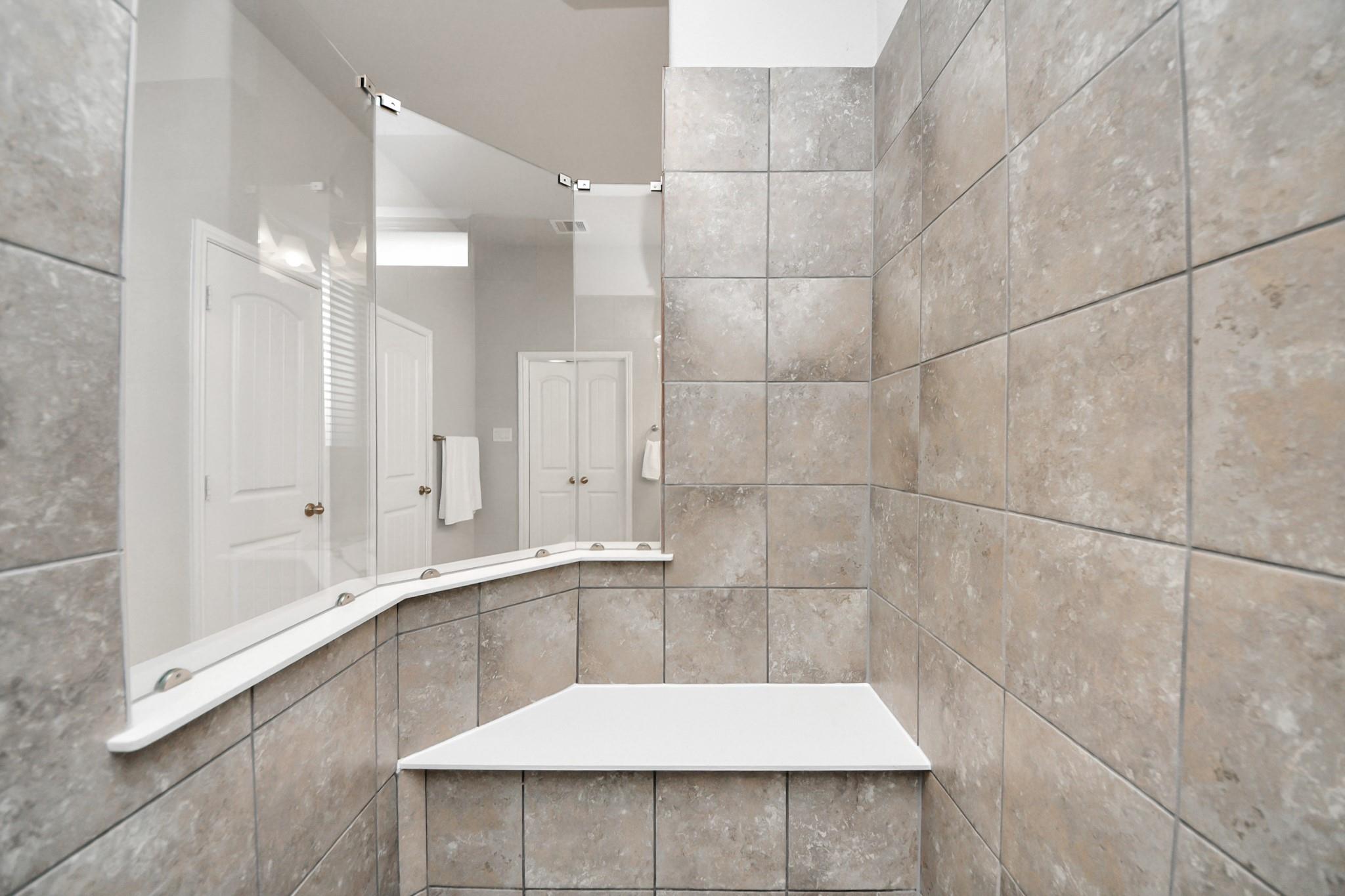 19411 Lake Ridge Drive