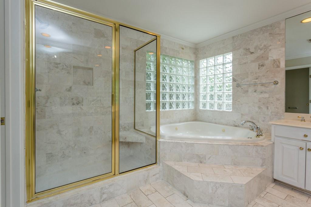 1230 Timbergrove Lane