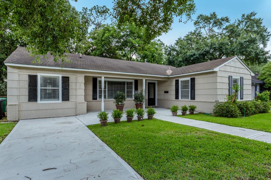 1230 Timbergrove Lane
