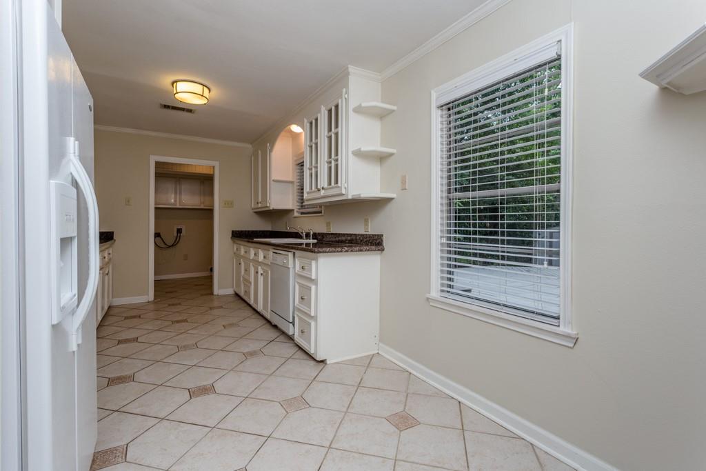 1230 Timbergrove Lane