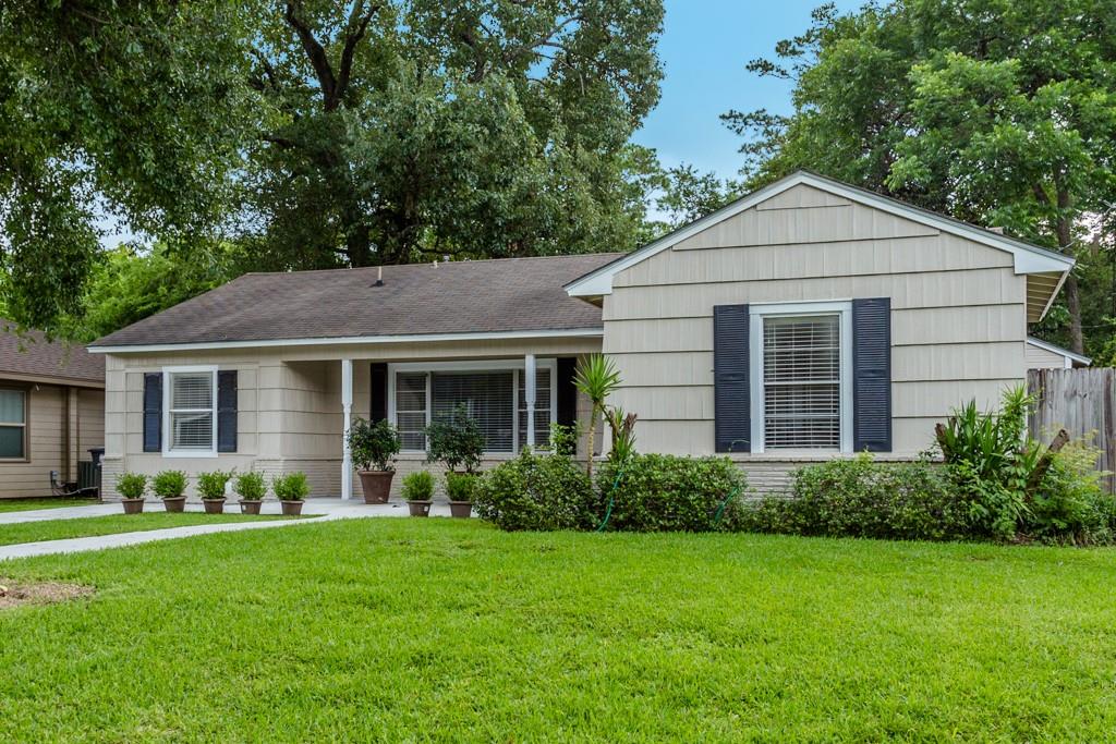 1230 Timbergrove Lane