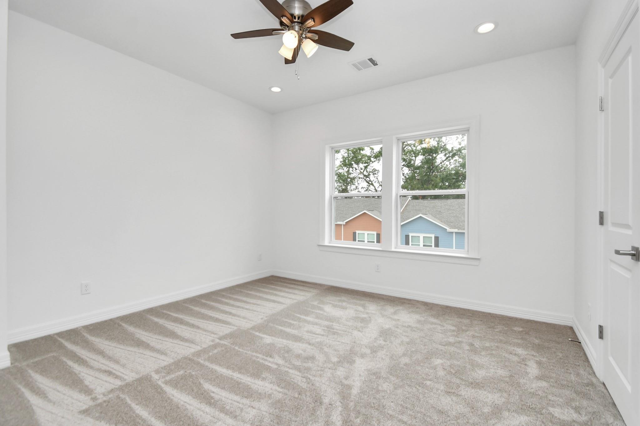 5262 Ella Boulevard # 300