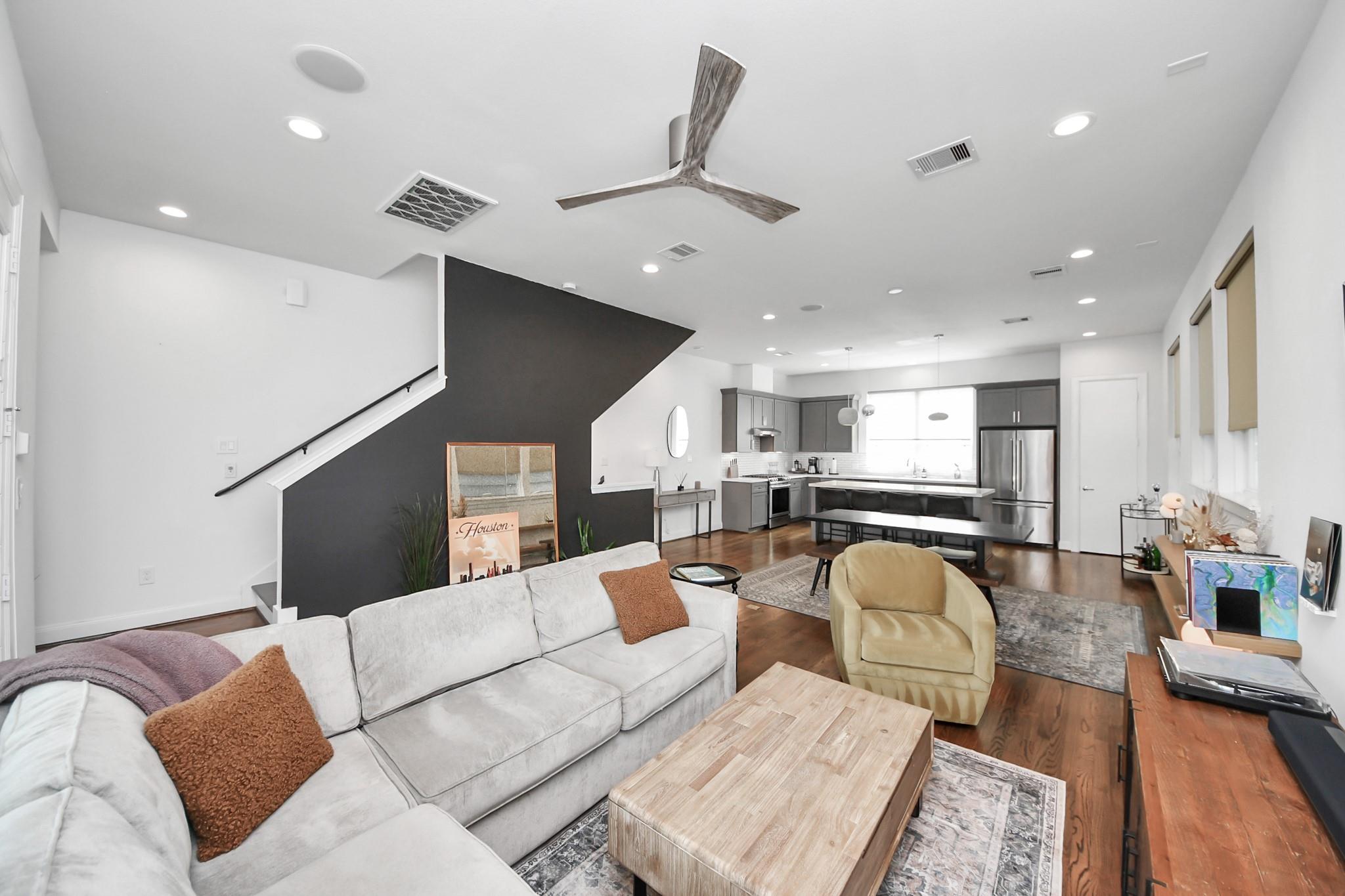 1721 Eado Point Lane