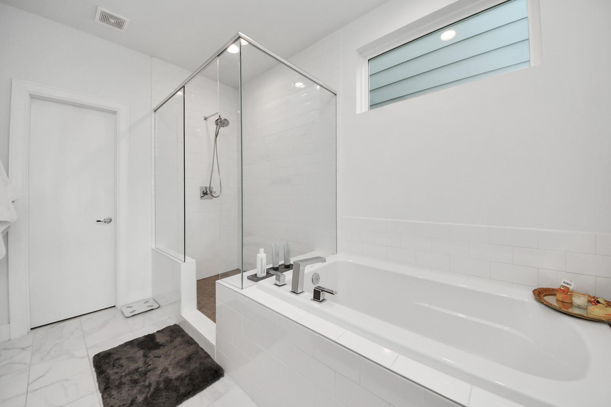 1721 Eado Point Lane