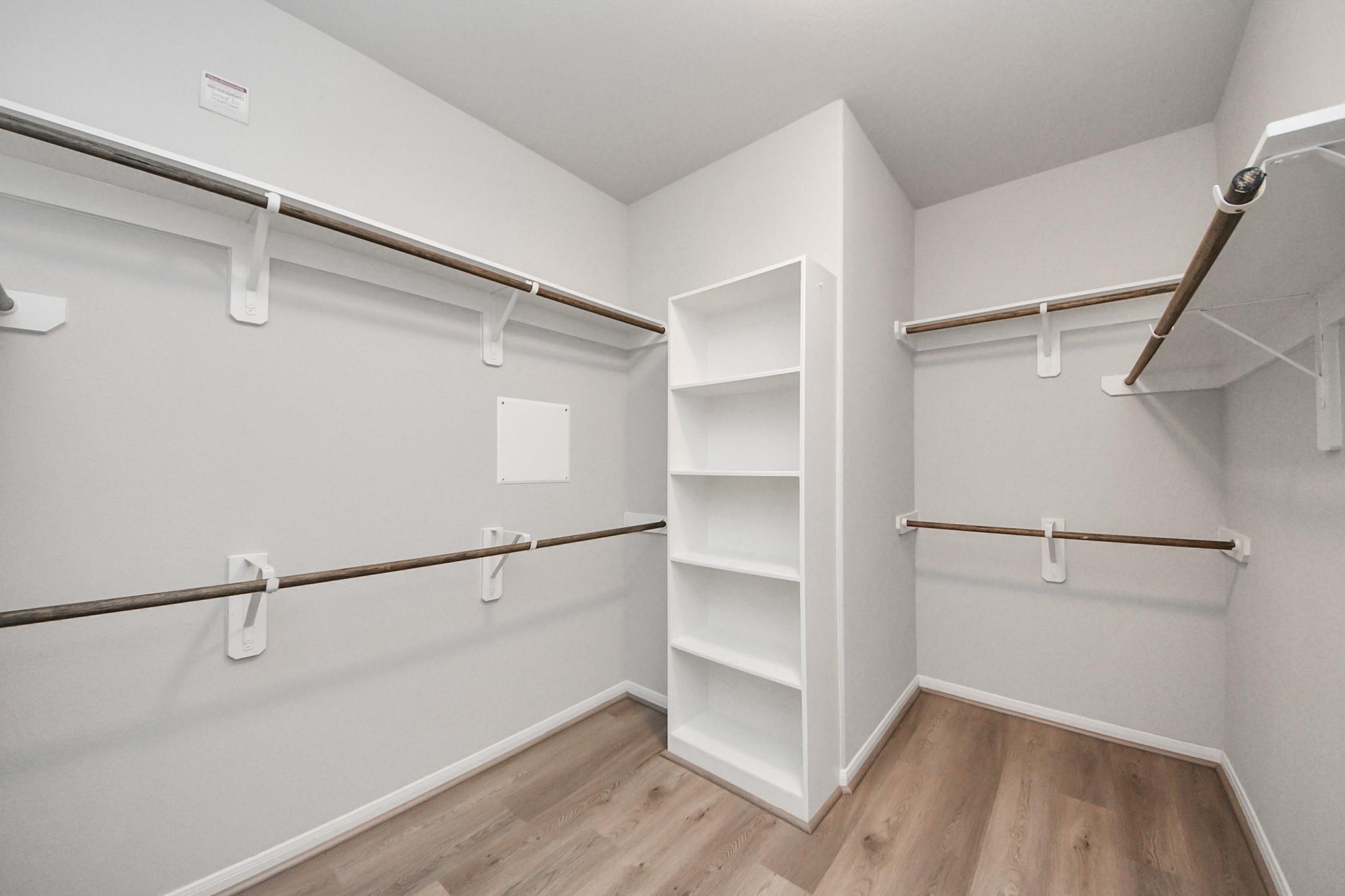 2707 Dry Creek Drive