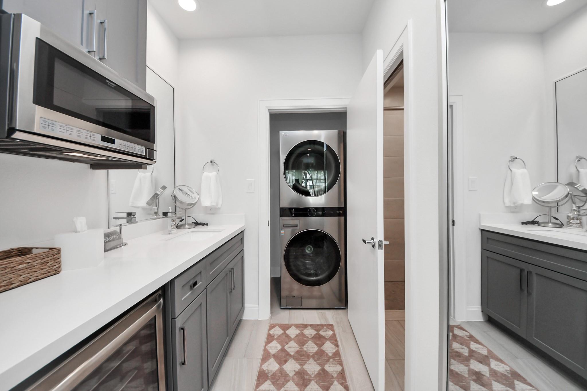 1721 Eado Point Lane