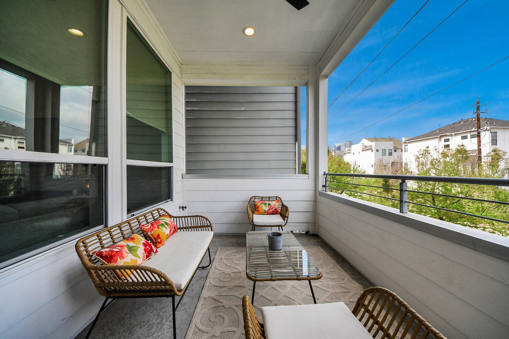 1721 Eado Point Lane