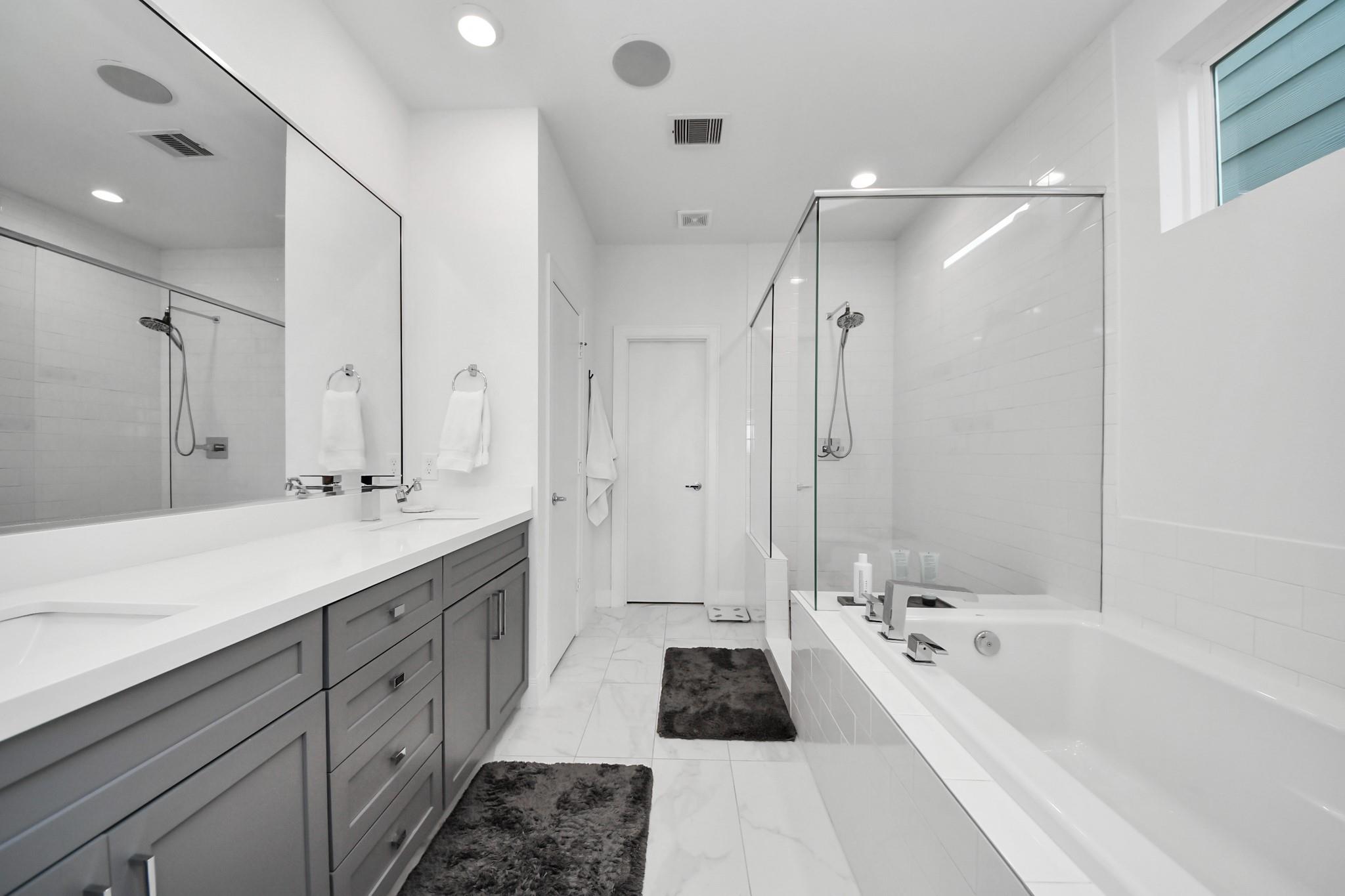 1721 Eado Point Lane