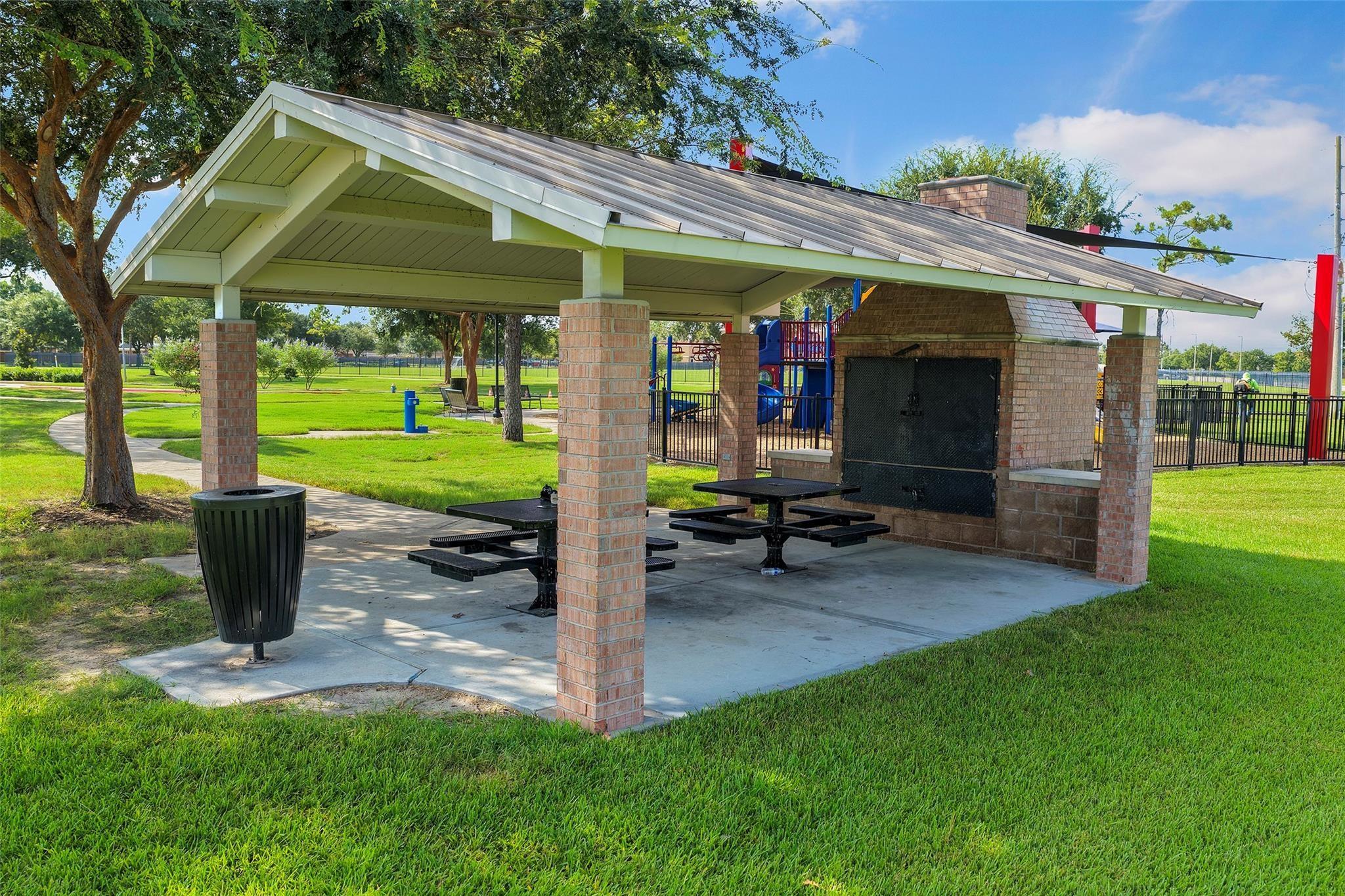 12807 Brook Arbor Court
