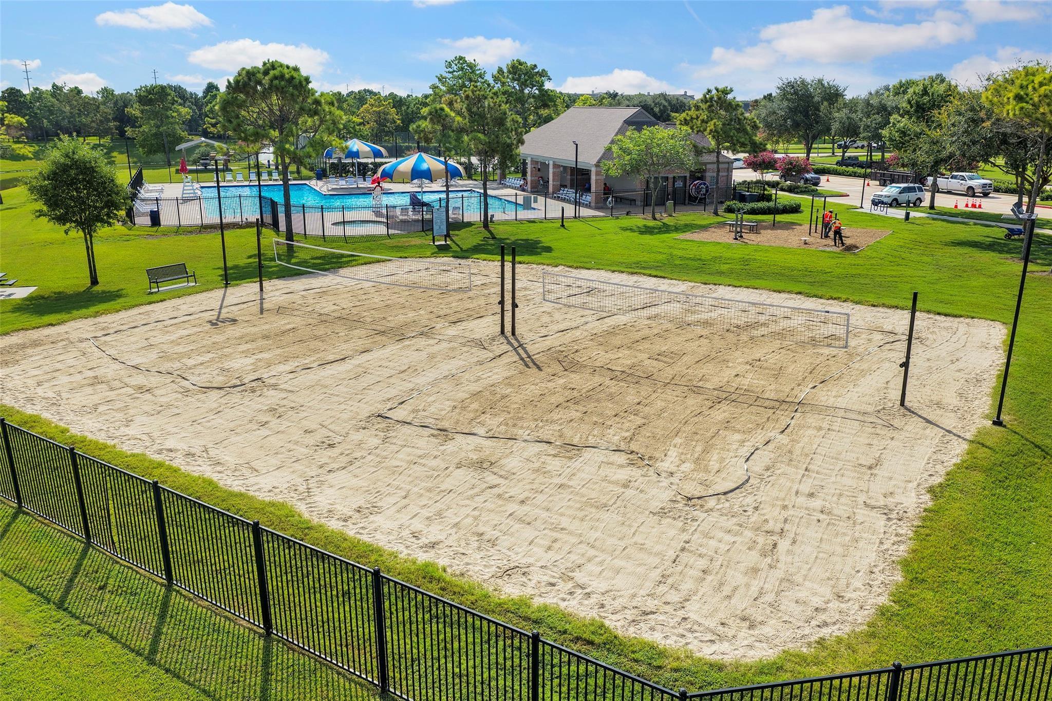 12807 Brook Arbor Court