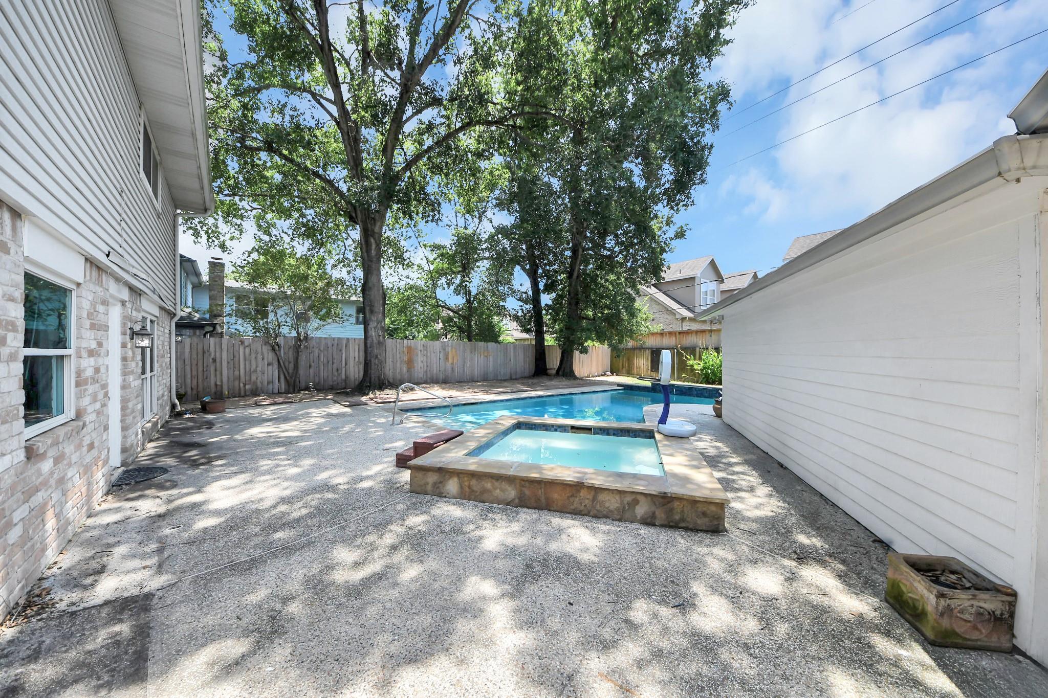 423 Cannon Ball Drive