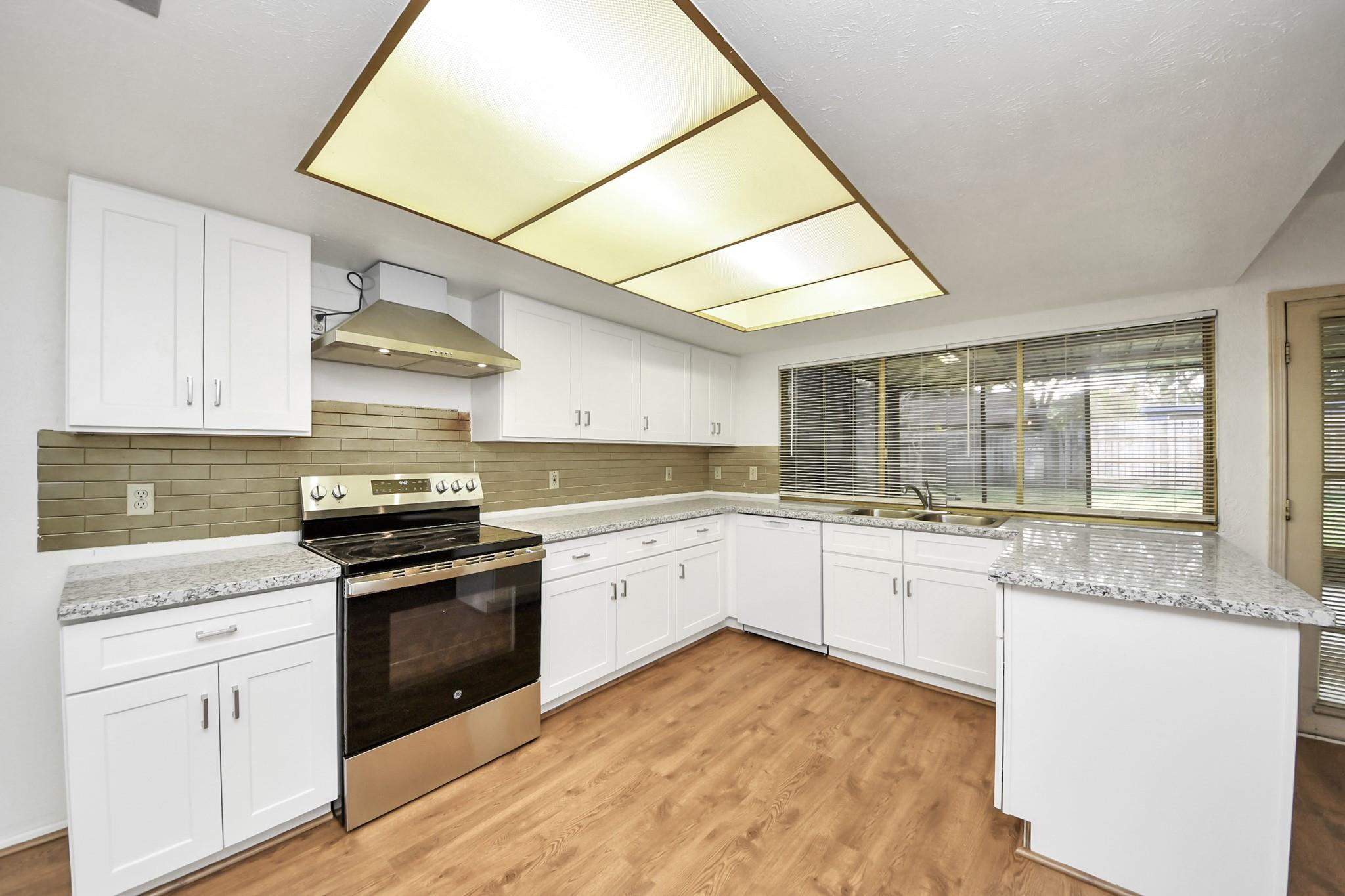 2223 Fairgreen Drive