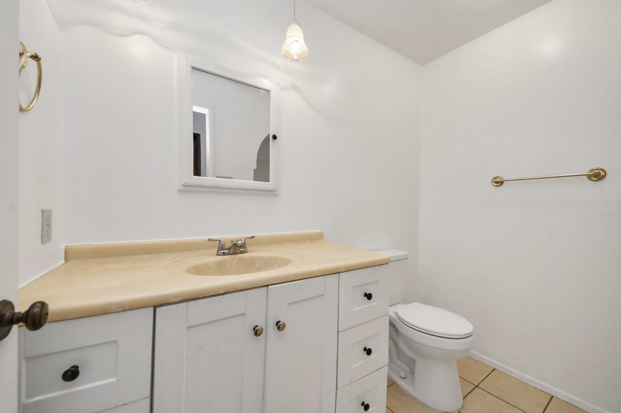 2223 Fairgreen Drive