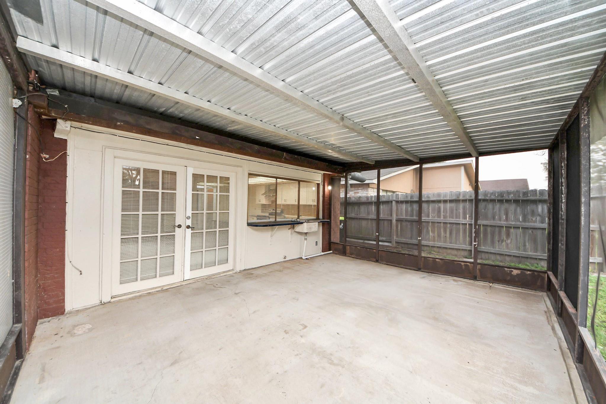 2223 Fairgreen Drive