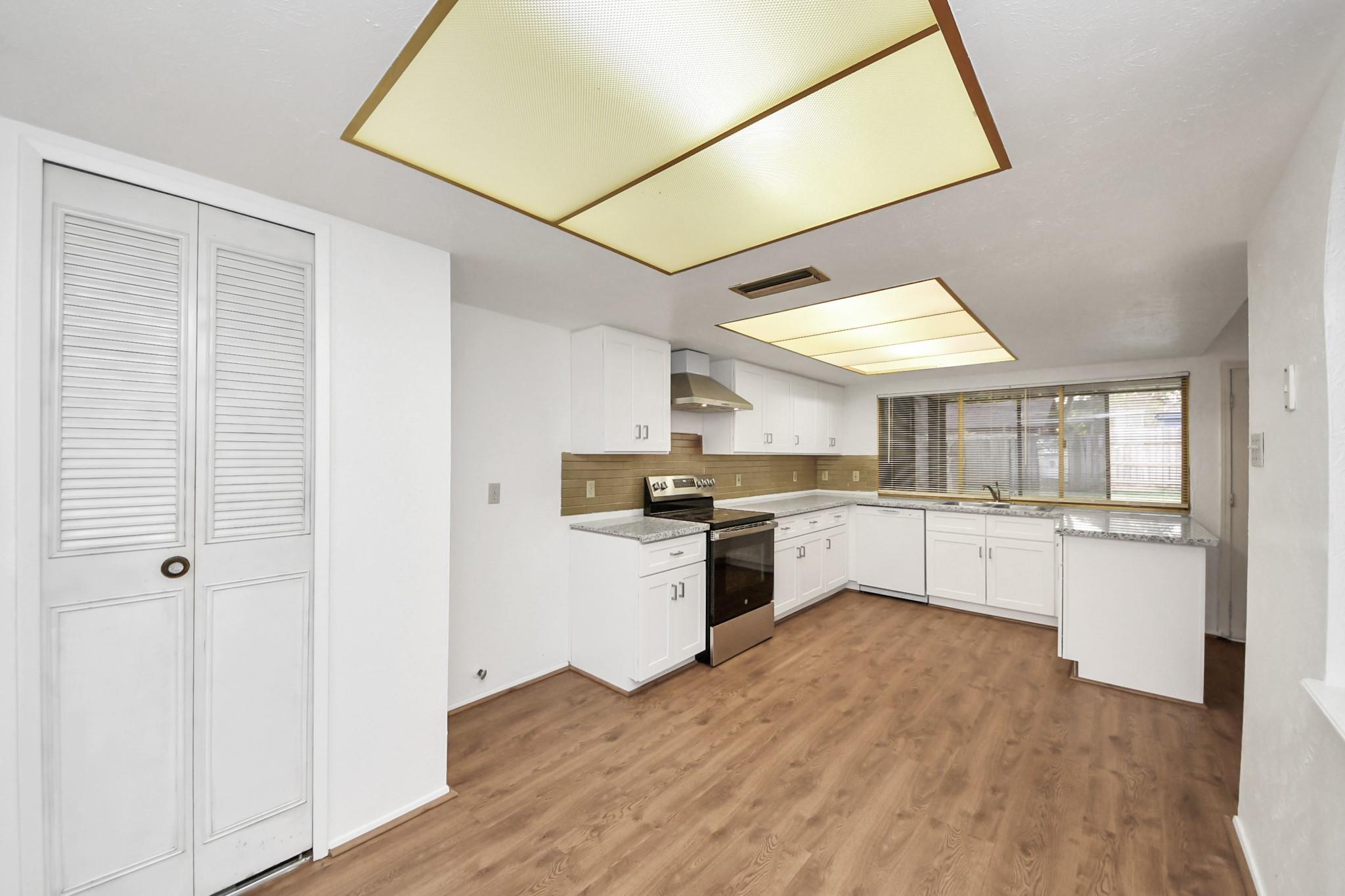 2223 Fairgreen Drive