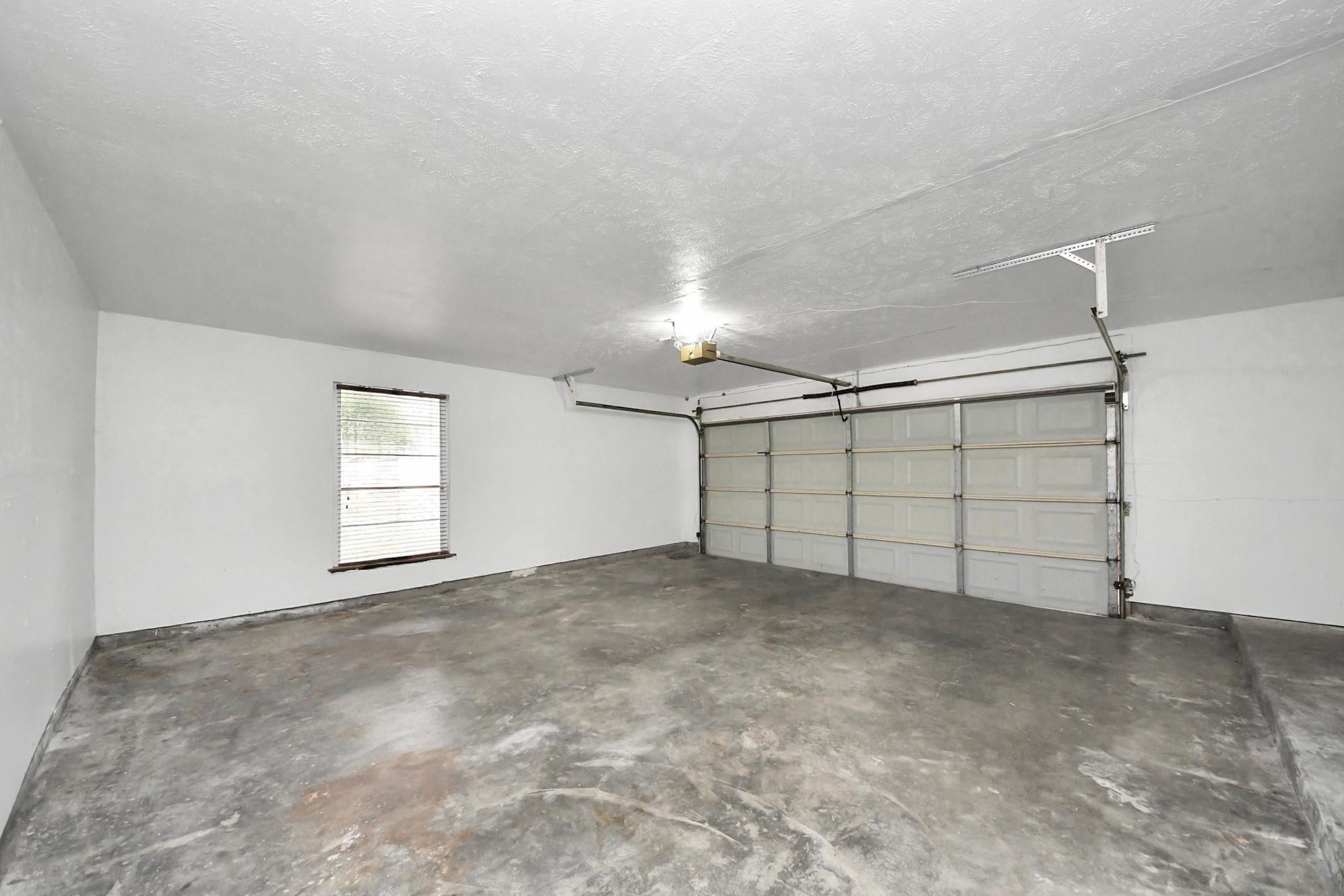 2223 Fairgreen Drive