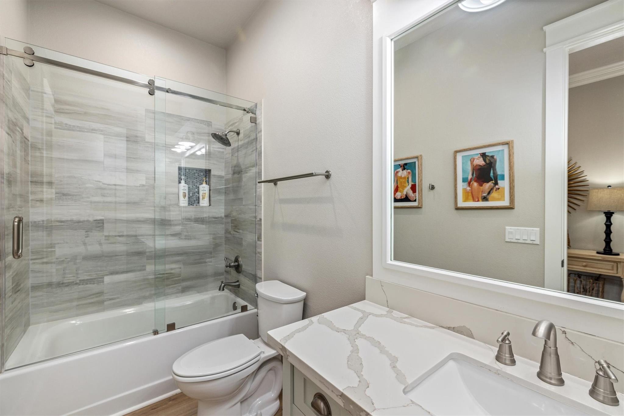 2629 Whitecap