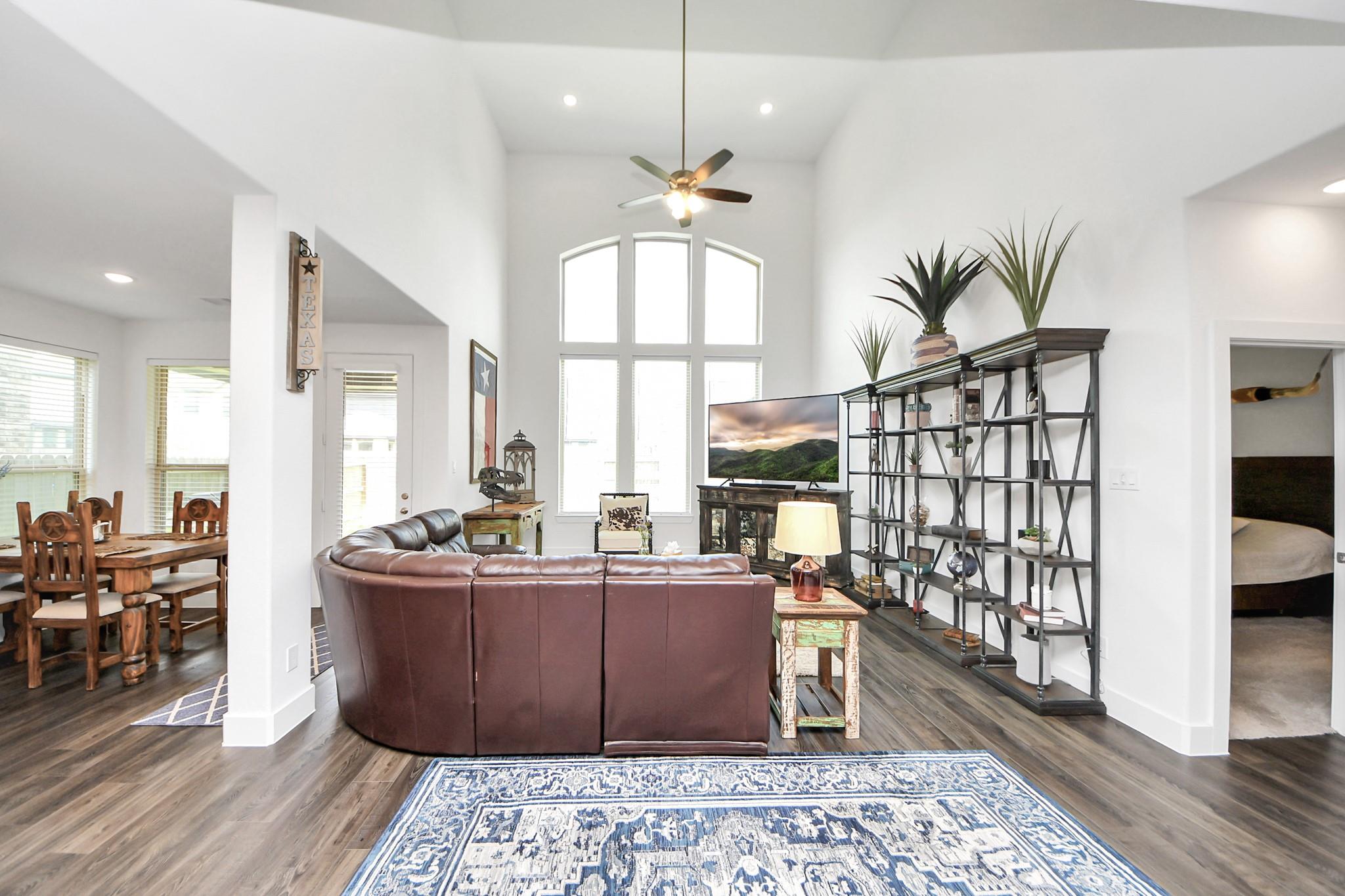 8522 Catlina Manor Lane