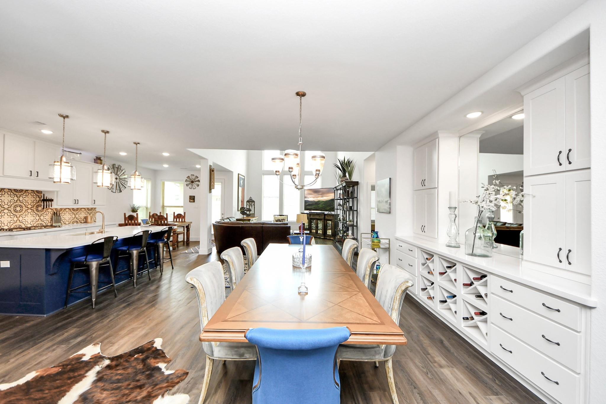 8522 Catlina Manor Lane
