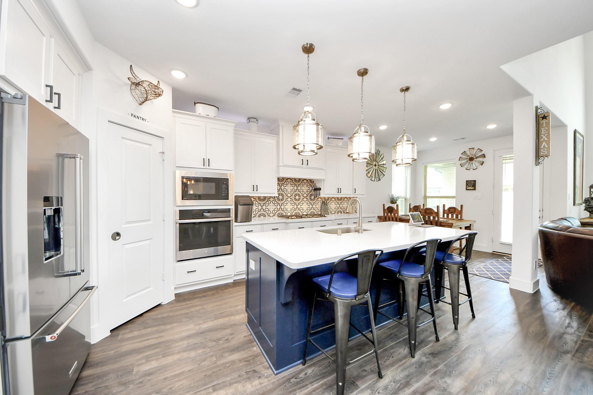 8522 Catlina Manor Lane