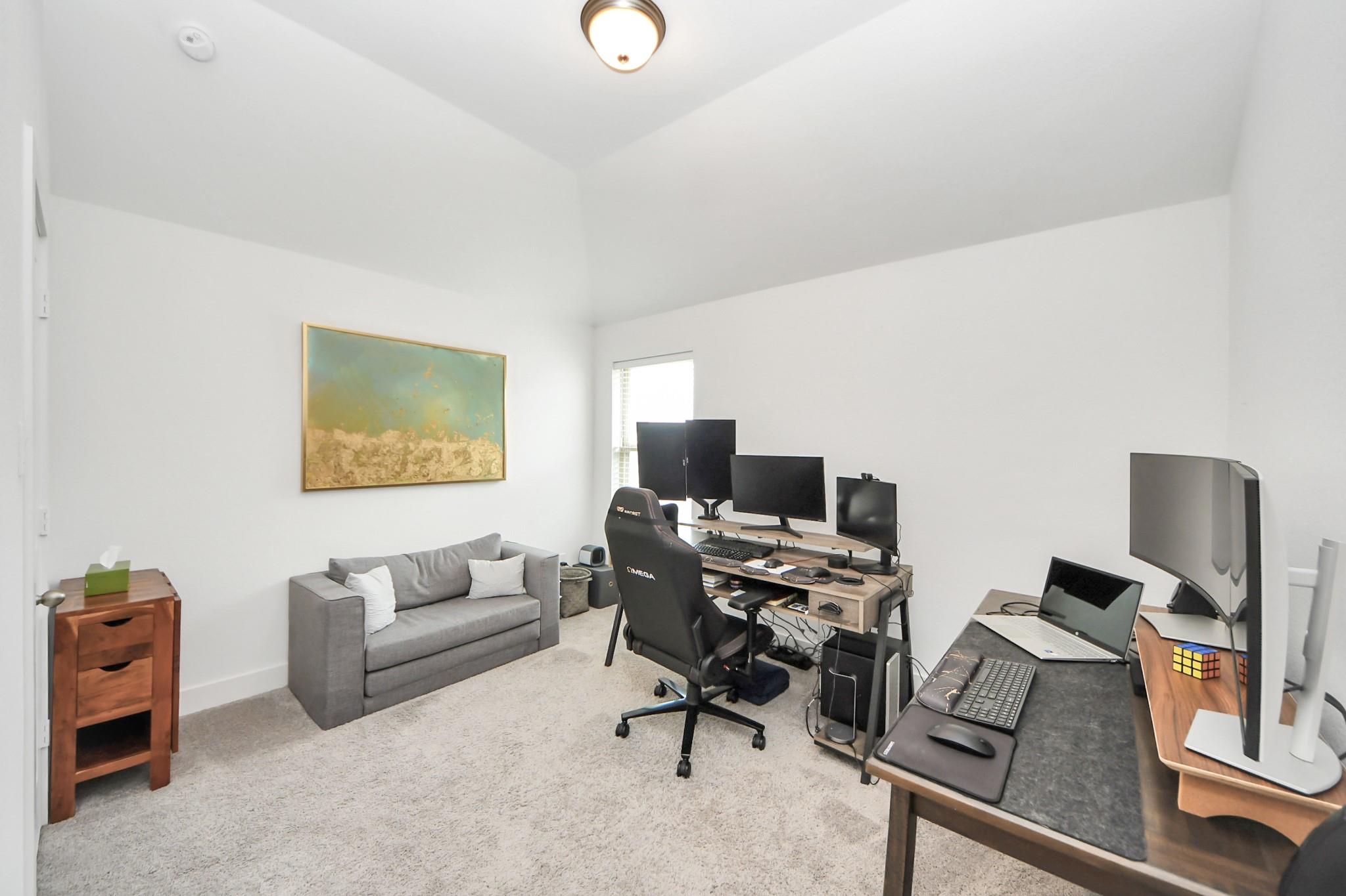 8522 Catlina Manor Lane