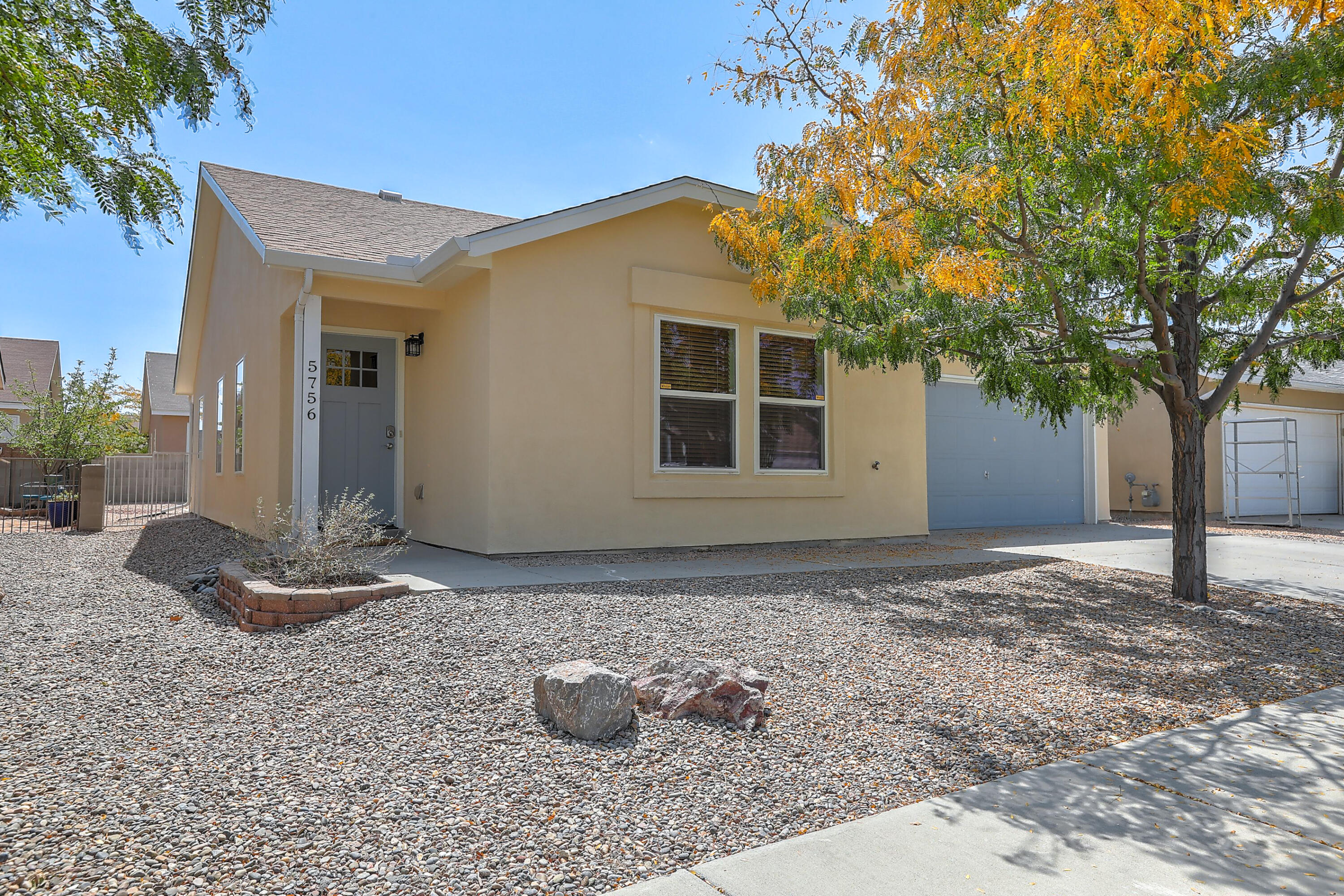 5756 Pinon Grande Road NW