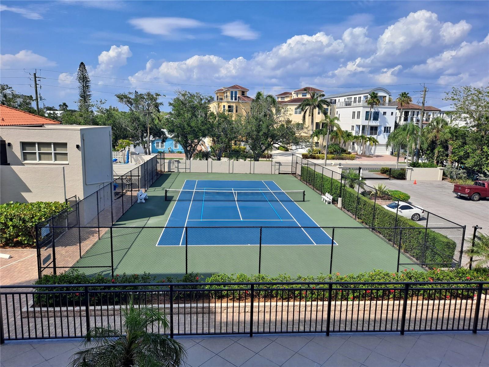 420 BEACH RD #305