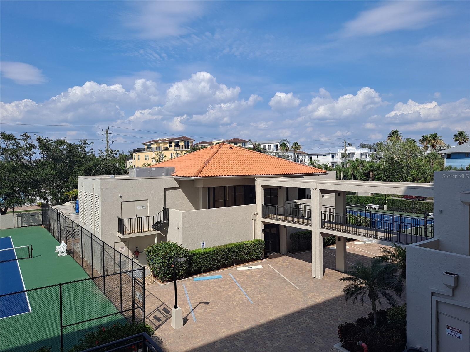 420 BEACH RD #305