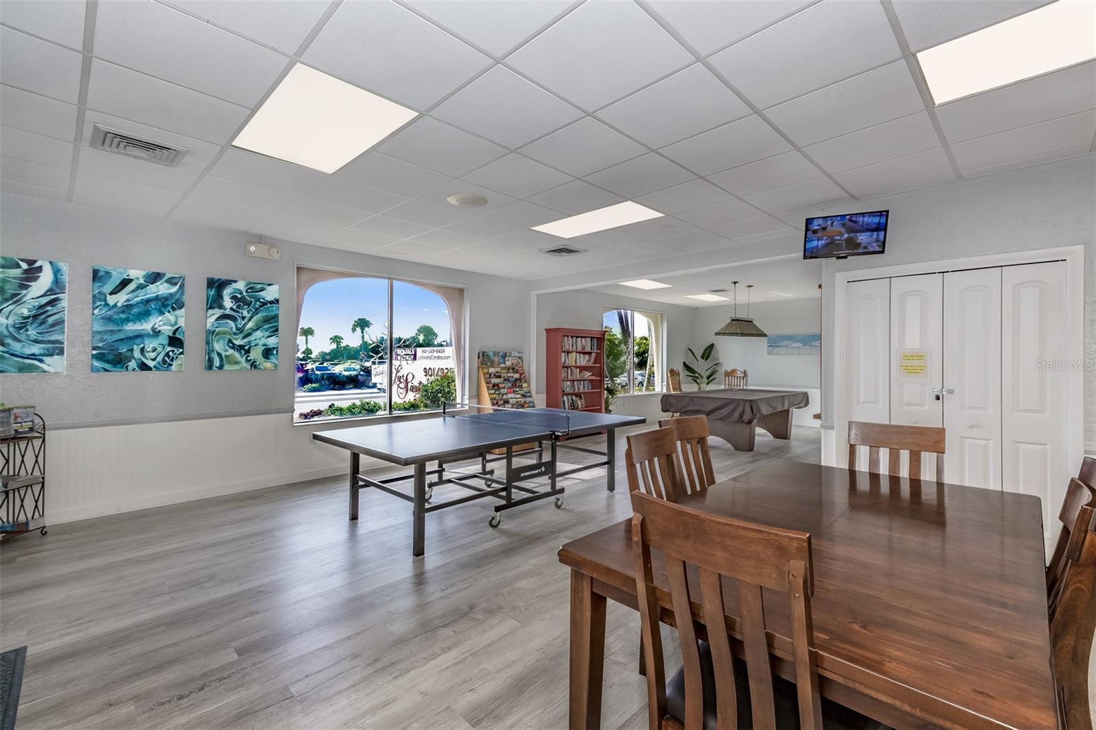 925 BEACH RD #411
