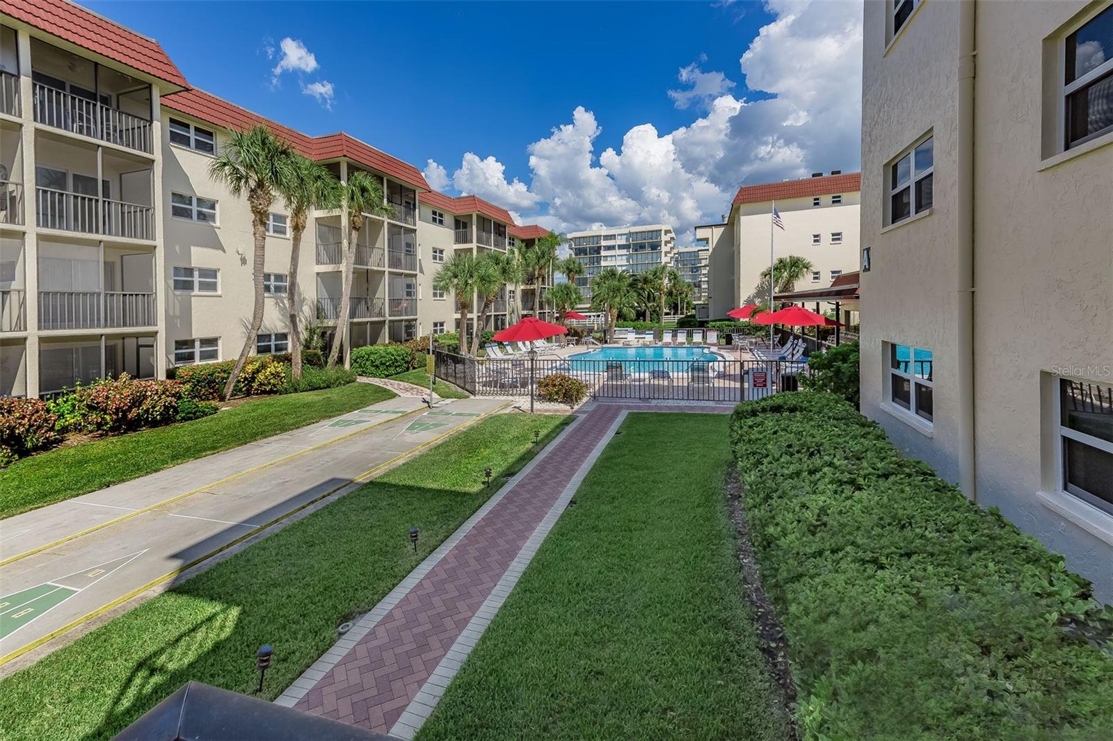 925 BEACH RD #411