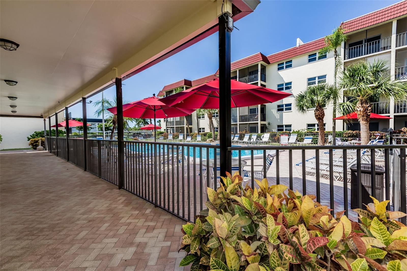 925 BEACH RD #411