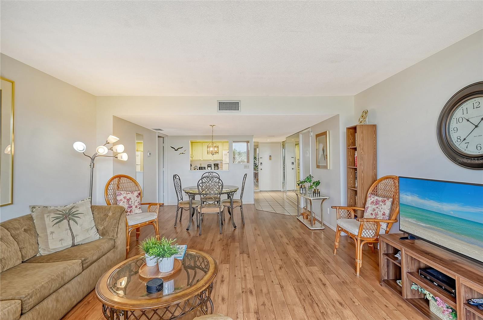 6415 MIDNIGHT PASS RD #307