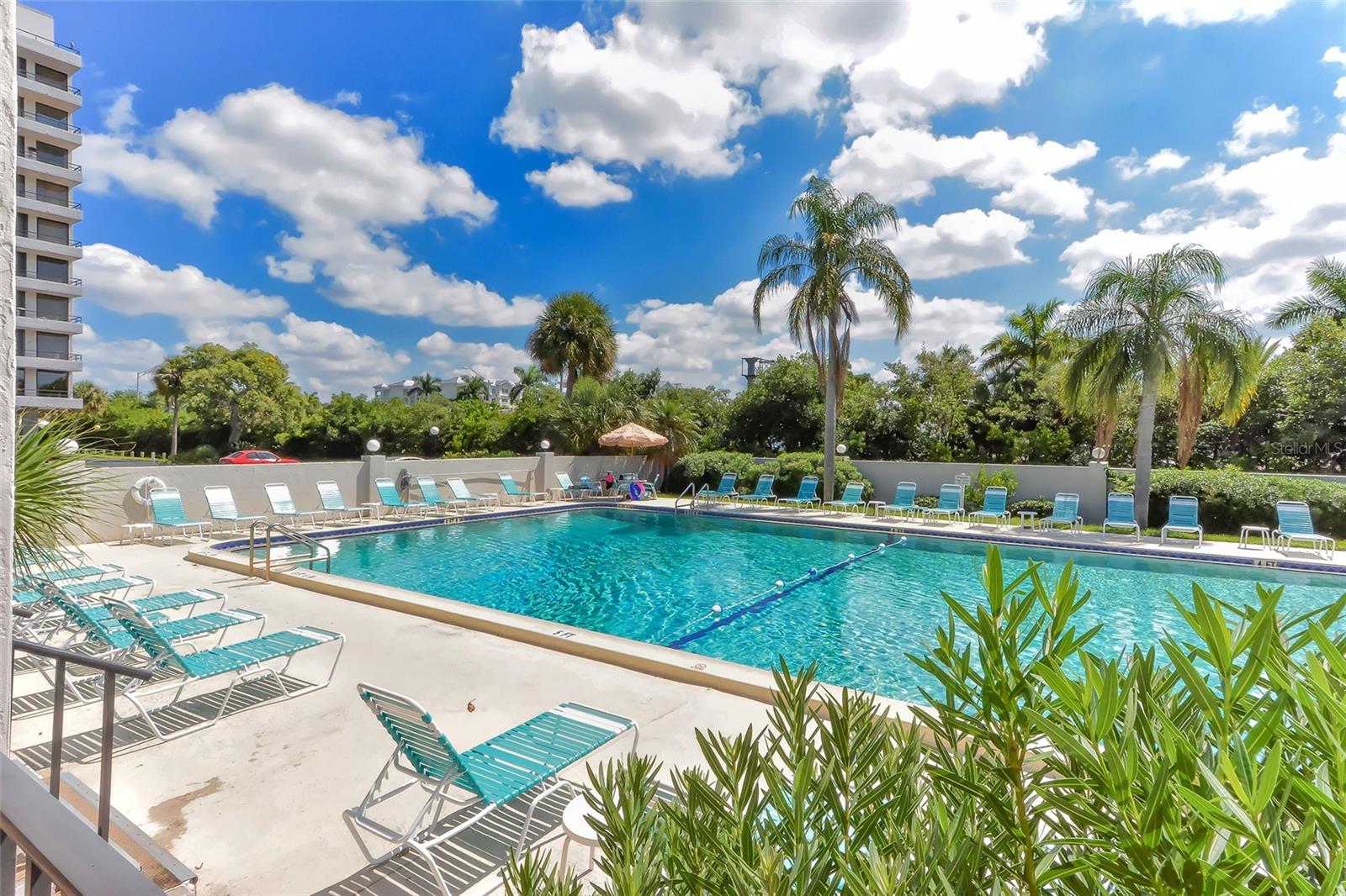 6415 MIDNIGHT PASS RD #307