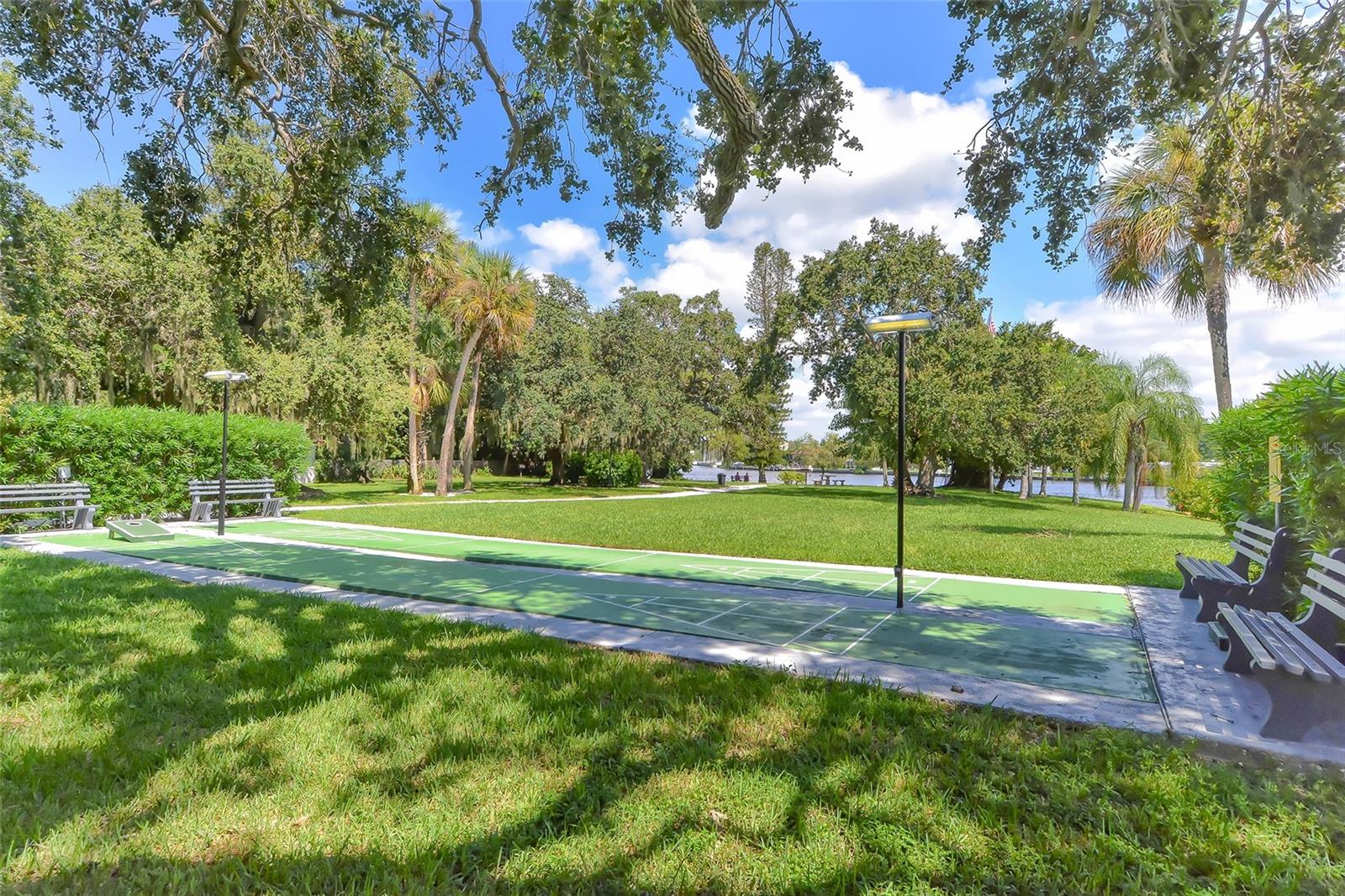 6415 MIDNIGHT PASS RD #307