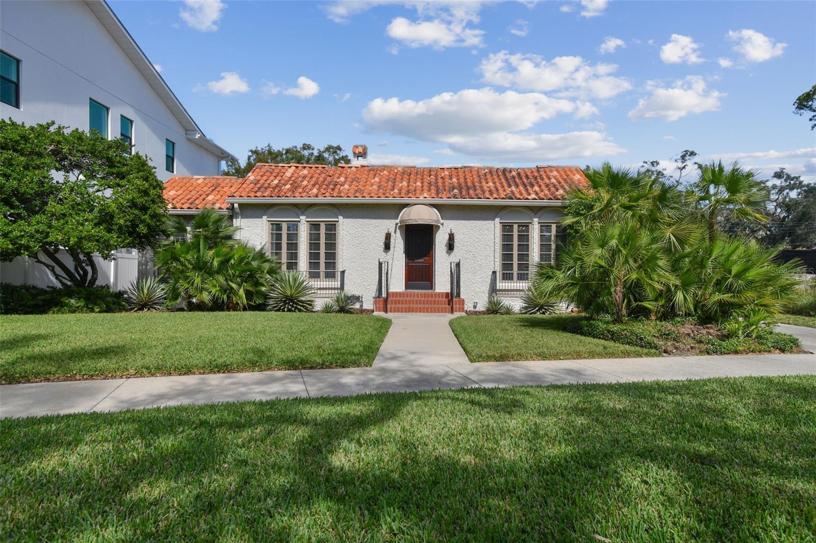 4523 W ROSEMERE RD