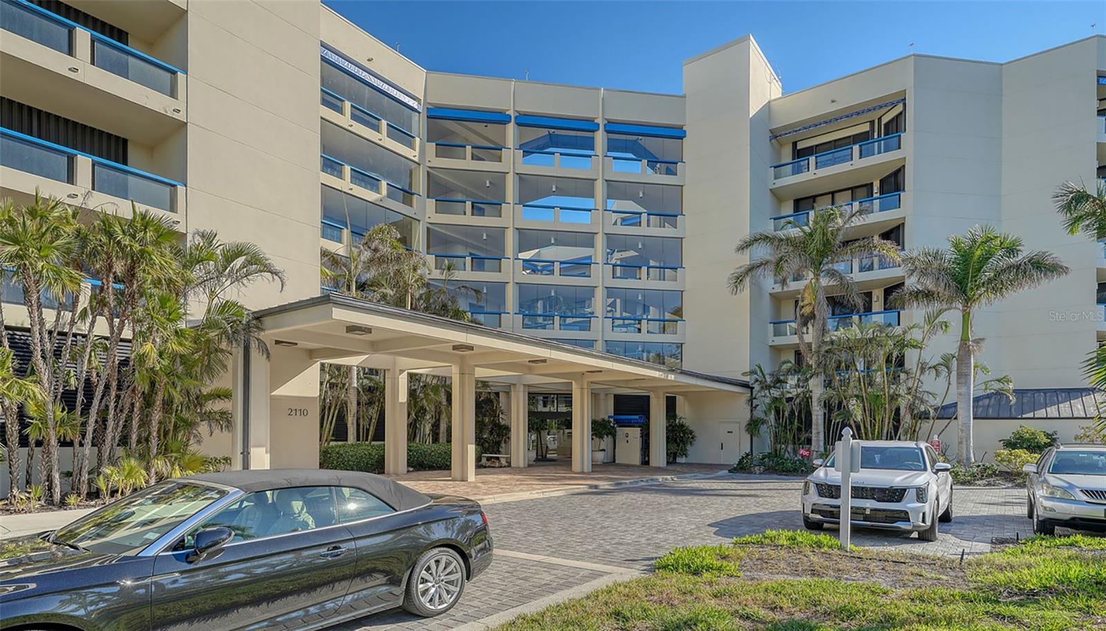 2110 HARBOURSIDE DR #558