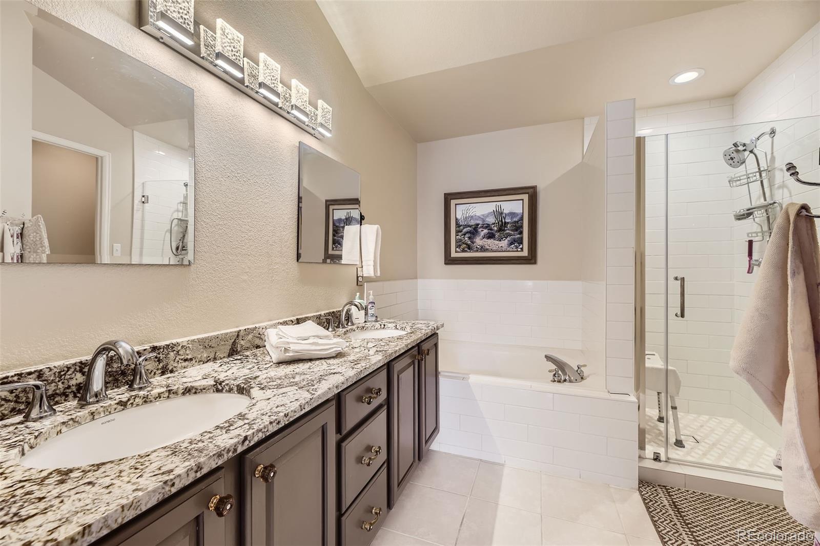 4051 E Geddes Circle