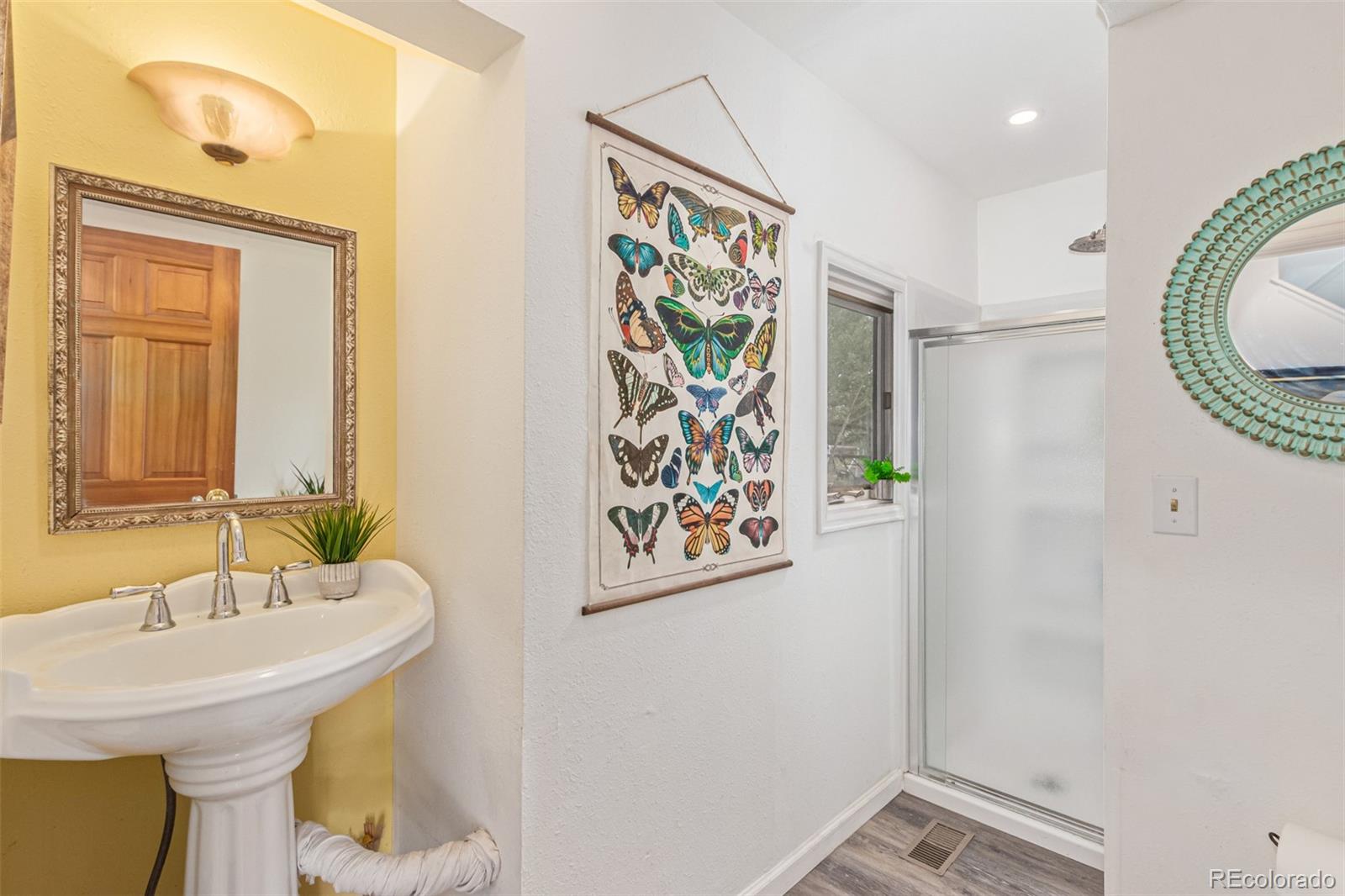 215 Lakeshore Park Road