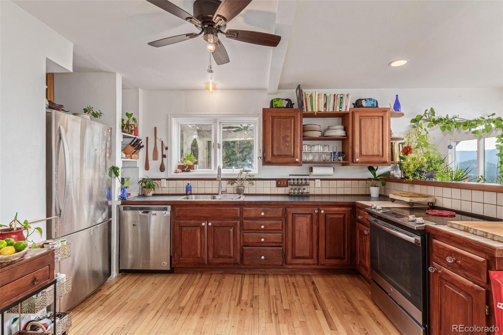 215 Lakeshore Park Road