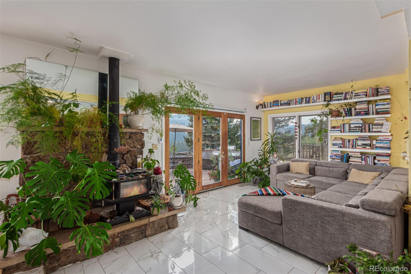 215 Lakeshore Park Road